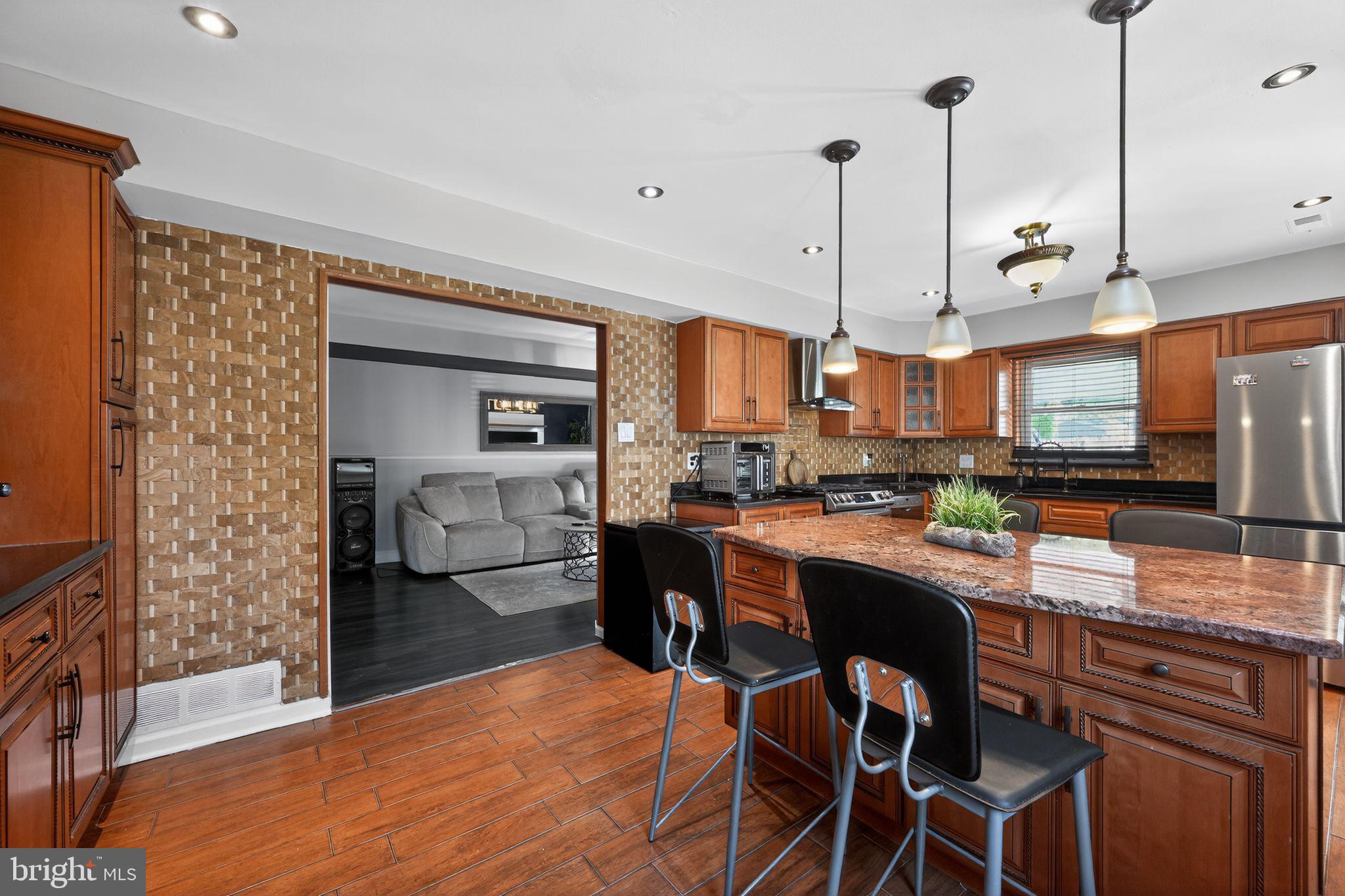 SOMERTON - Residential