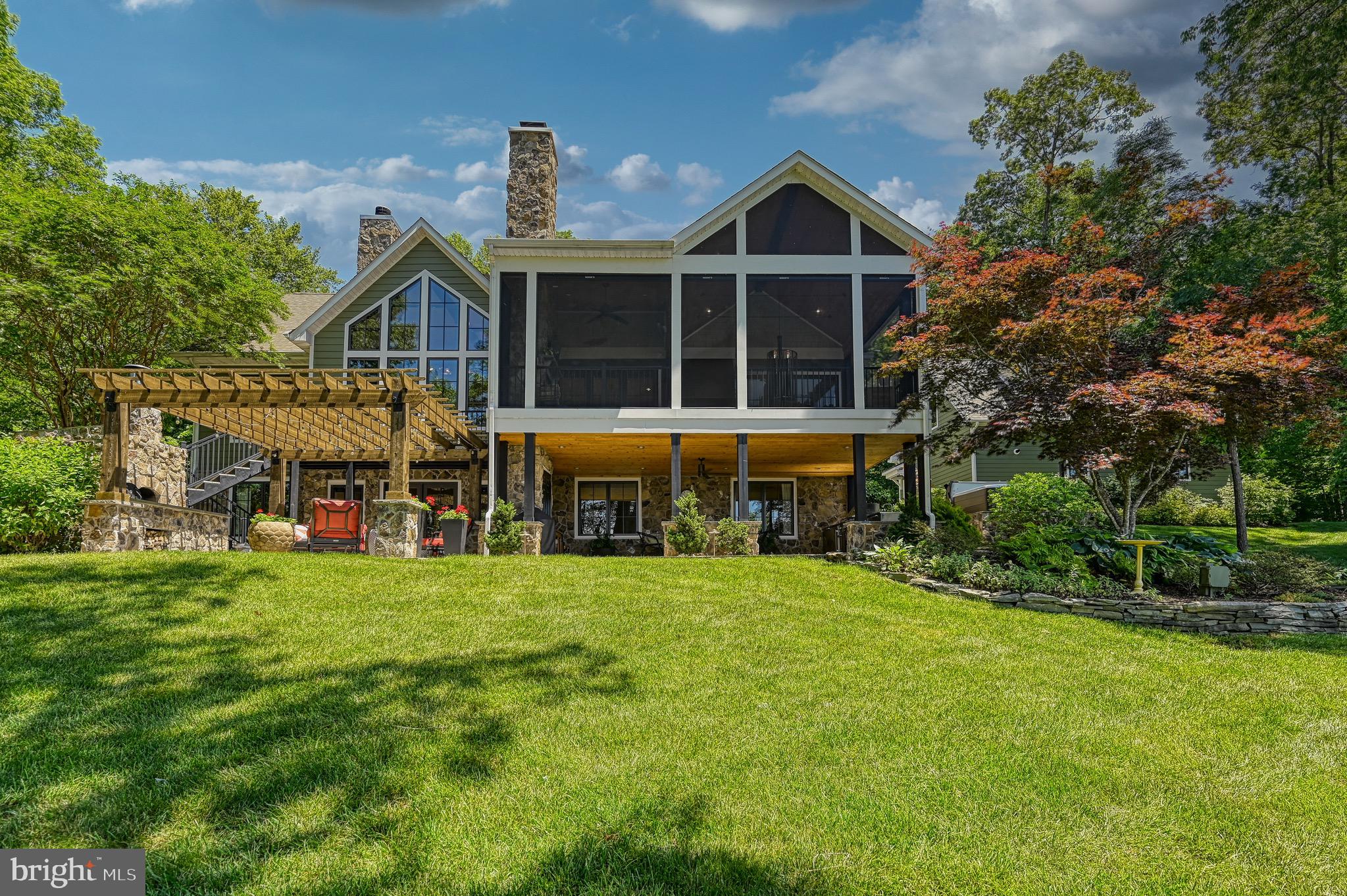 SARA SCOTT ESTATE - Residential