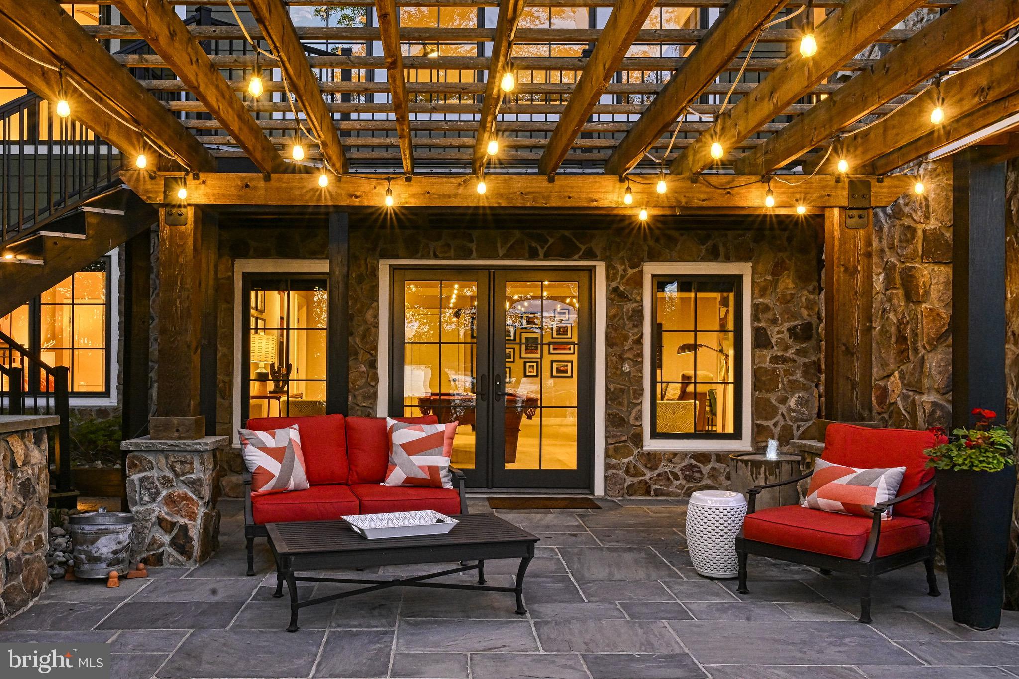 SARA SCOTT ESTATE - Residential