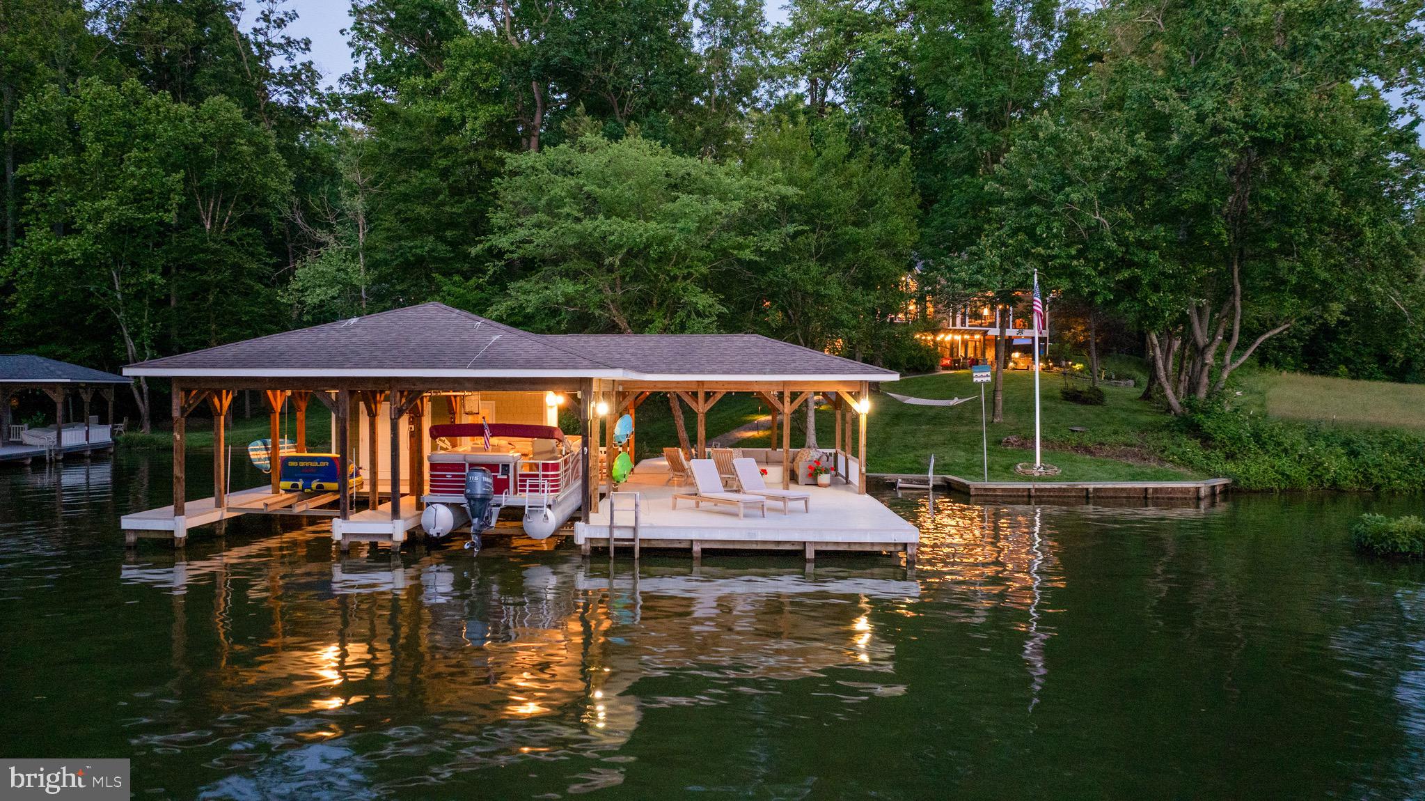 SARA SCOTT ESTATE - Residential