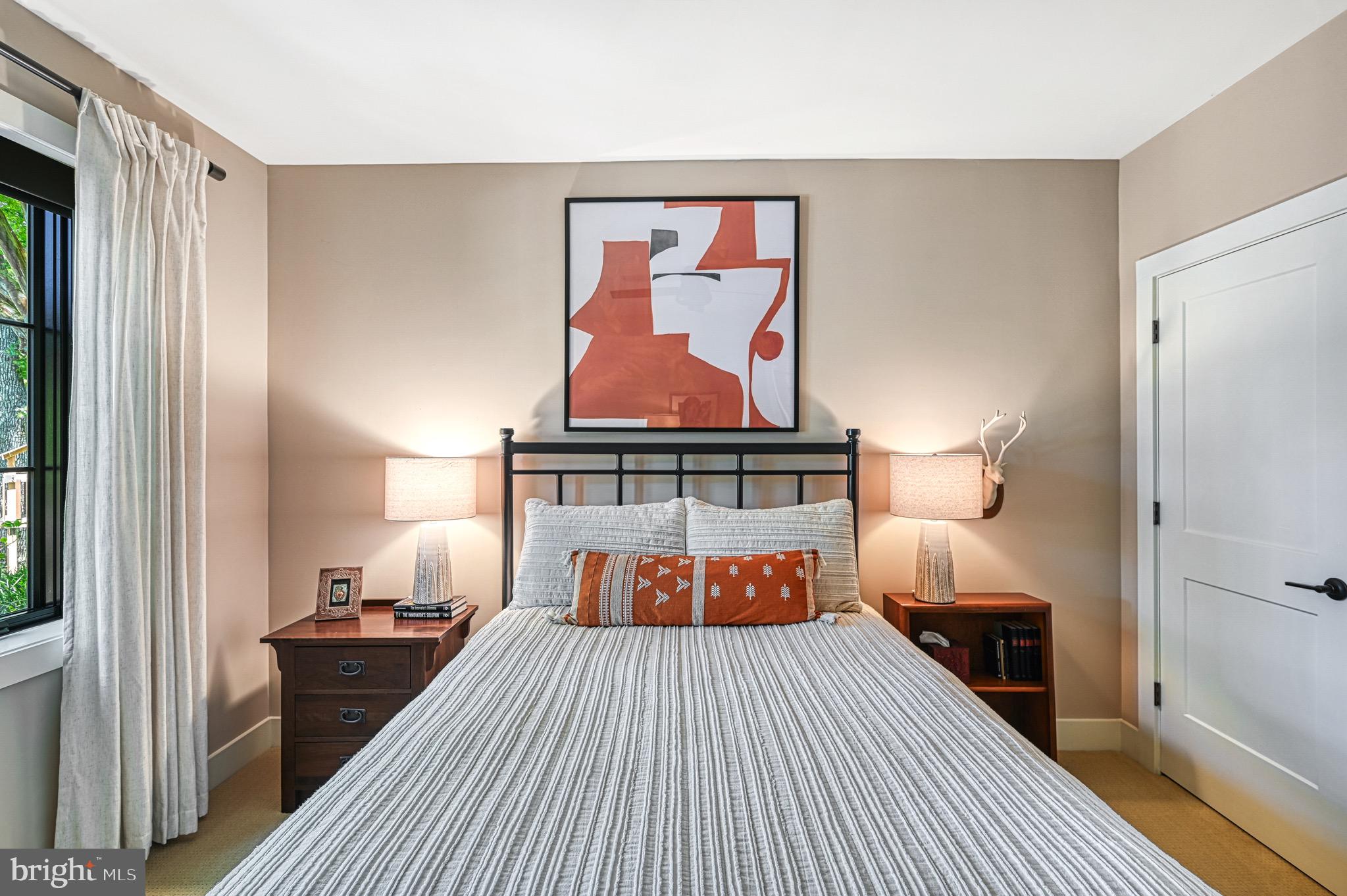 SARA SCOTT ESTATE - Residential