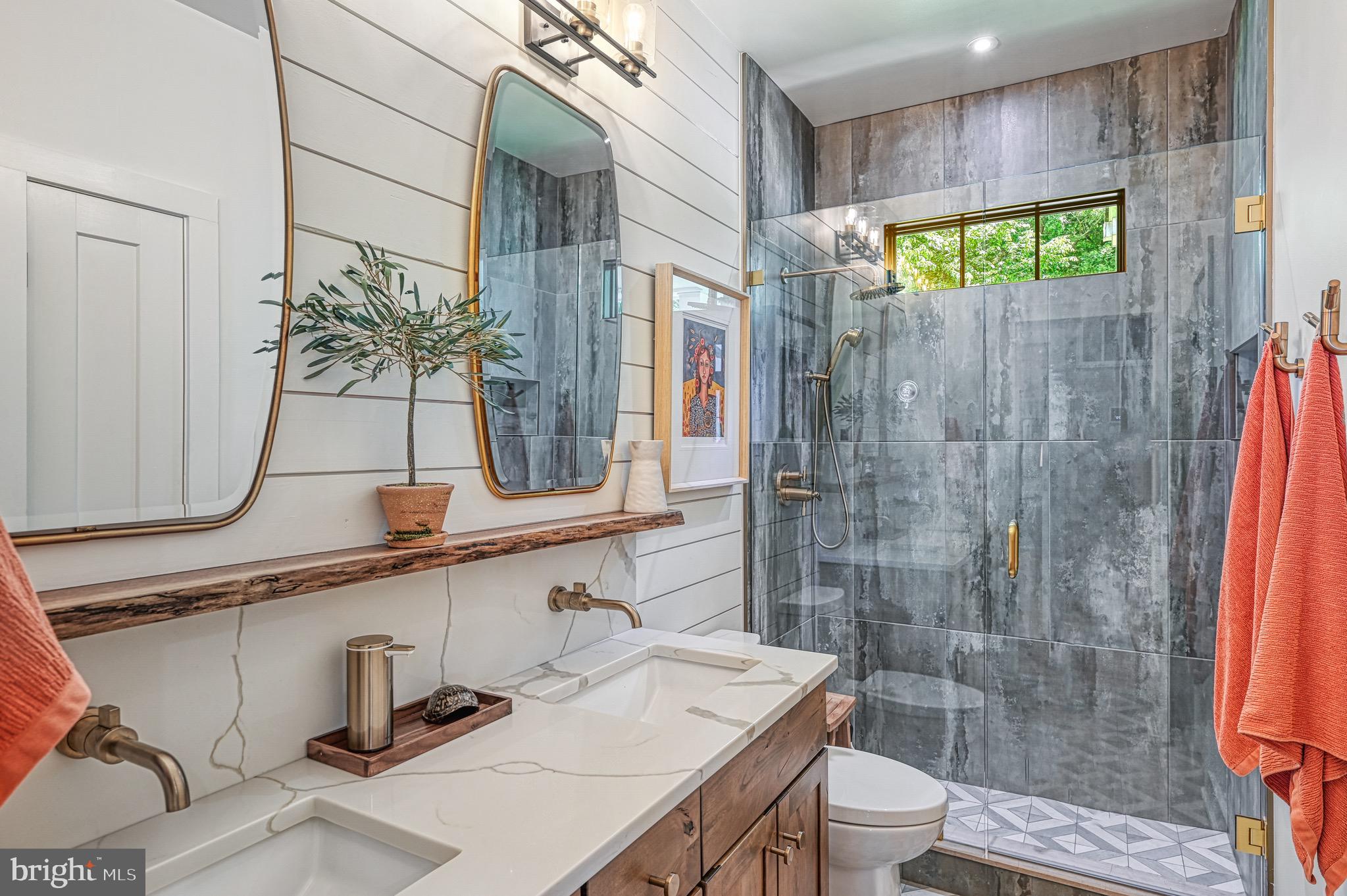 SARA SCOTT ESTATE - Residential