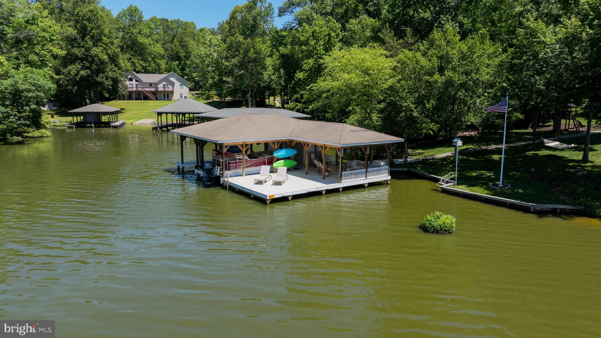 SARA SCOTT ESTATE - Residential