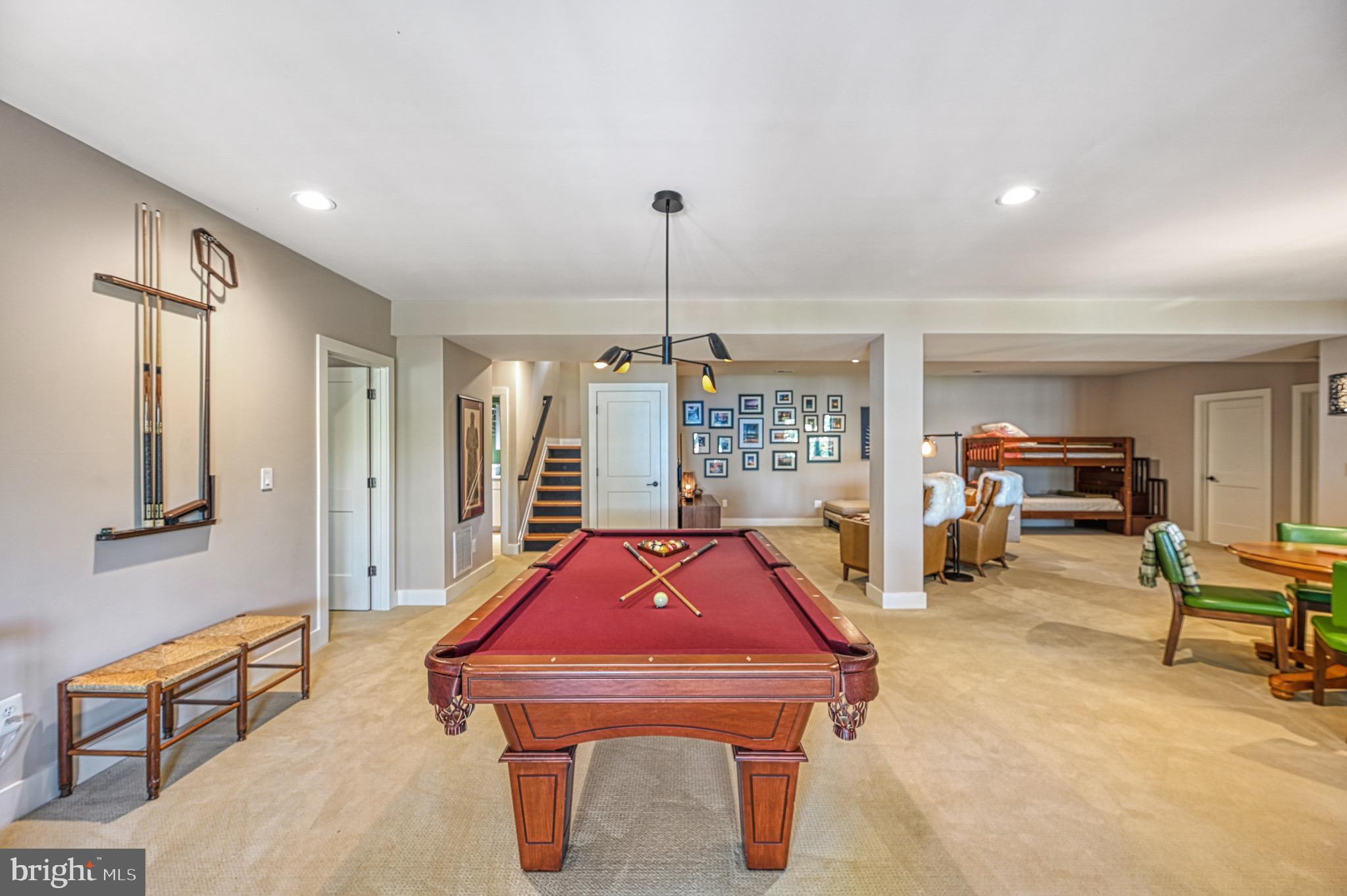 SARA SCOTT ESTATE - Residential