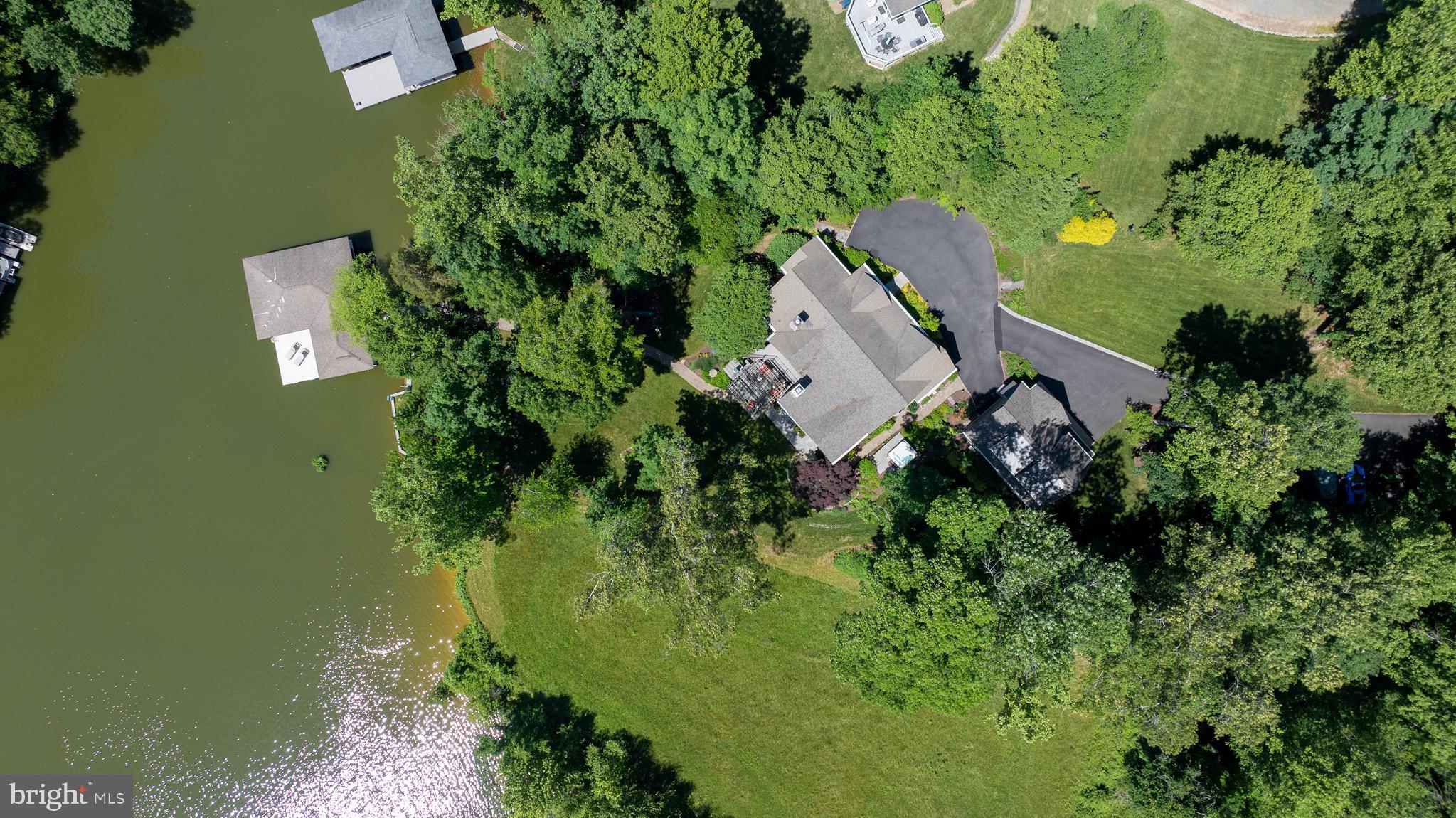 SARA SCOTT ESTATE - Residential