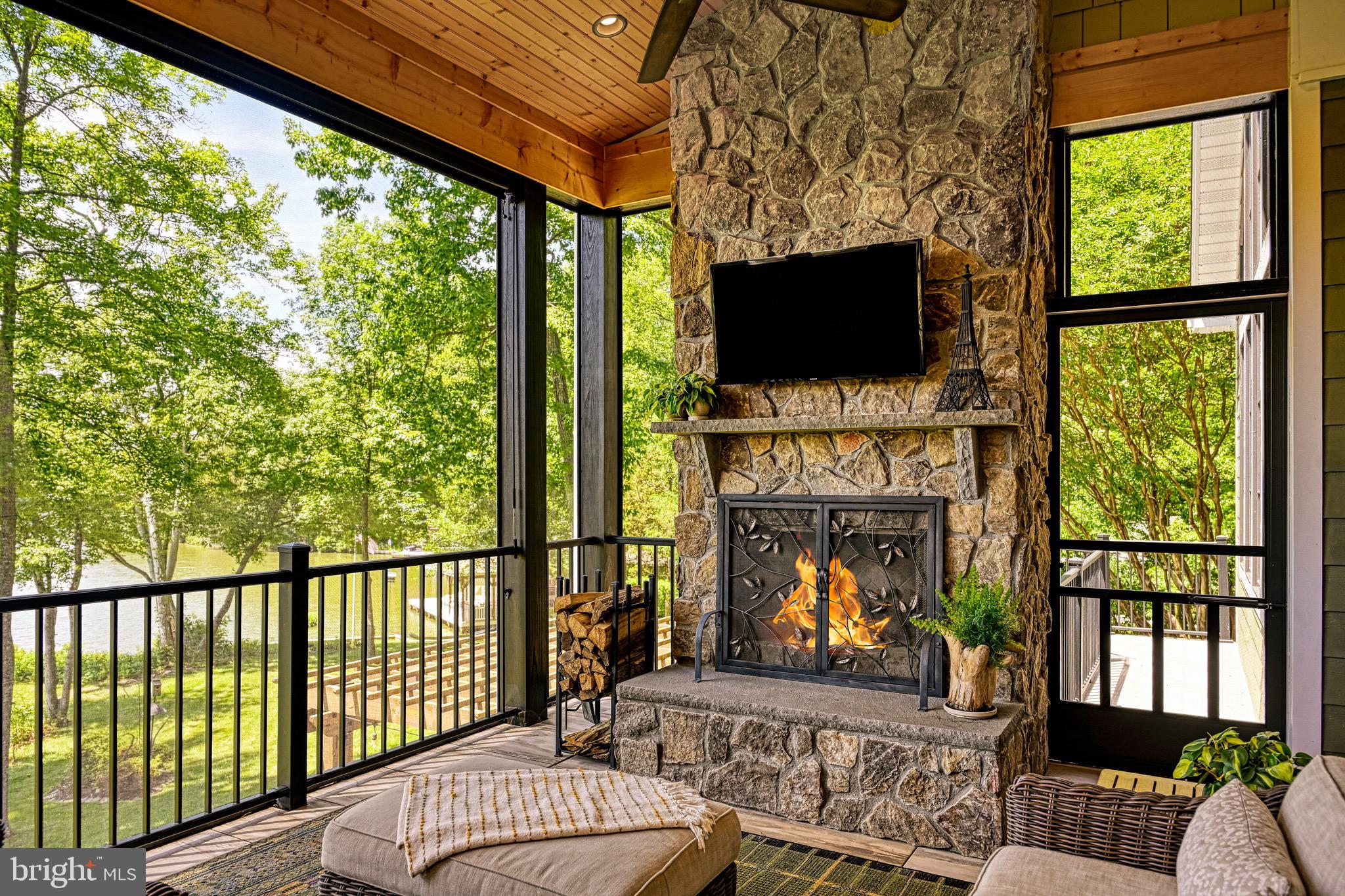 SARA SCOTT ESTATE - Residential