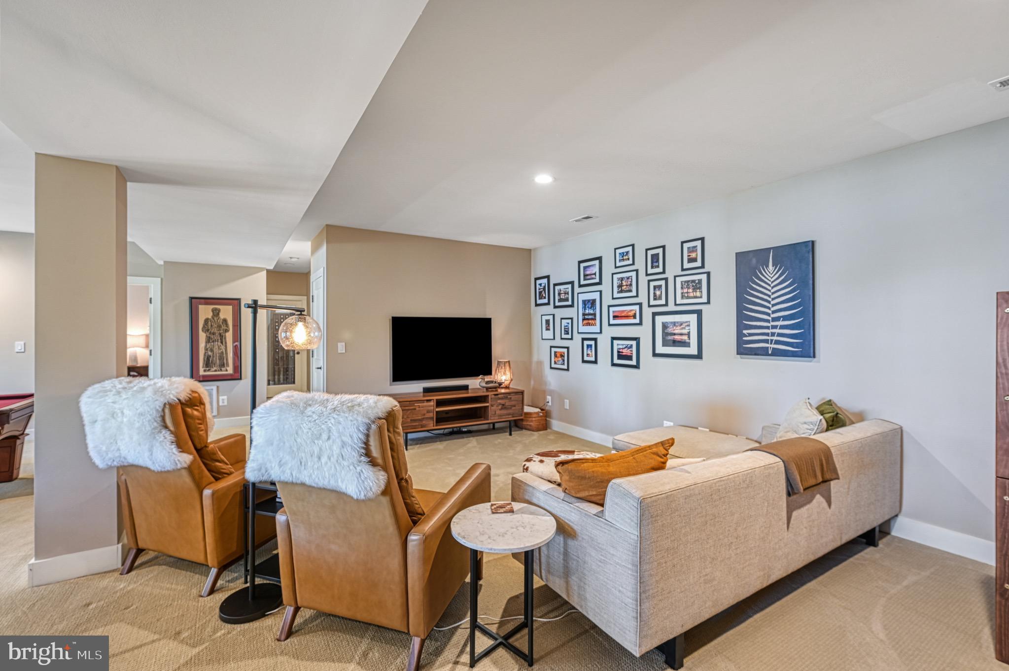 SARA SCOTT ESTATE - Residential