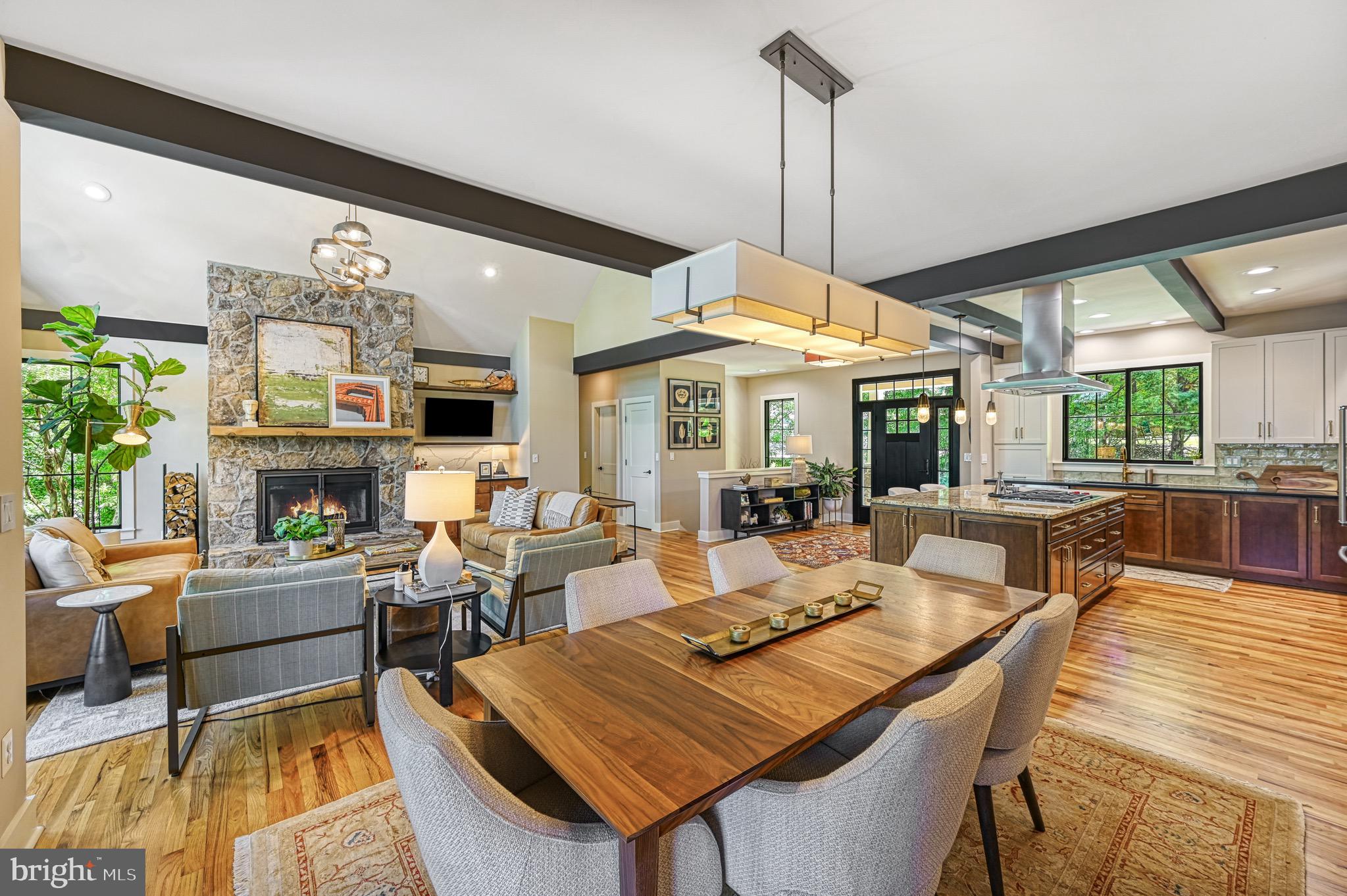 SARA SCOTT ESTATE - Residential