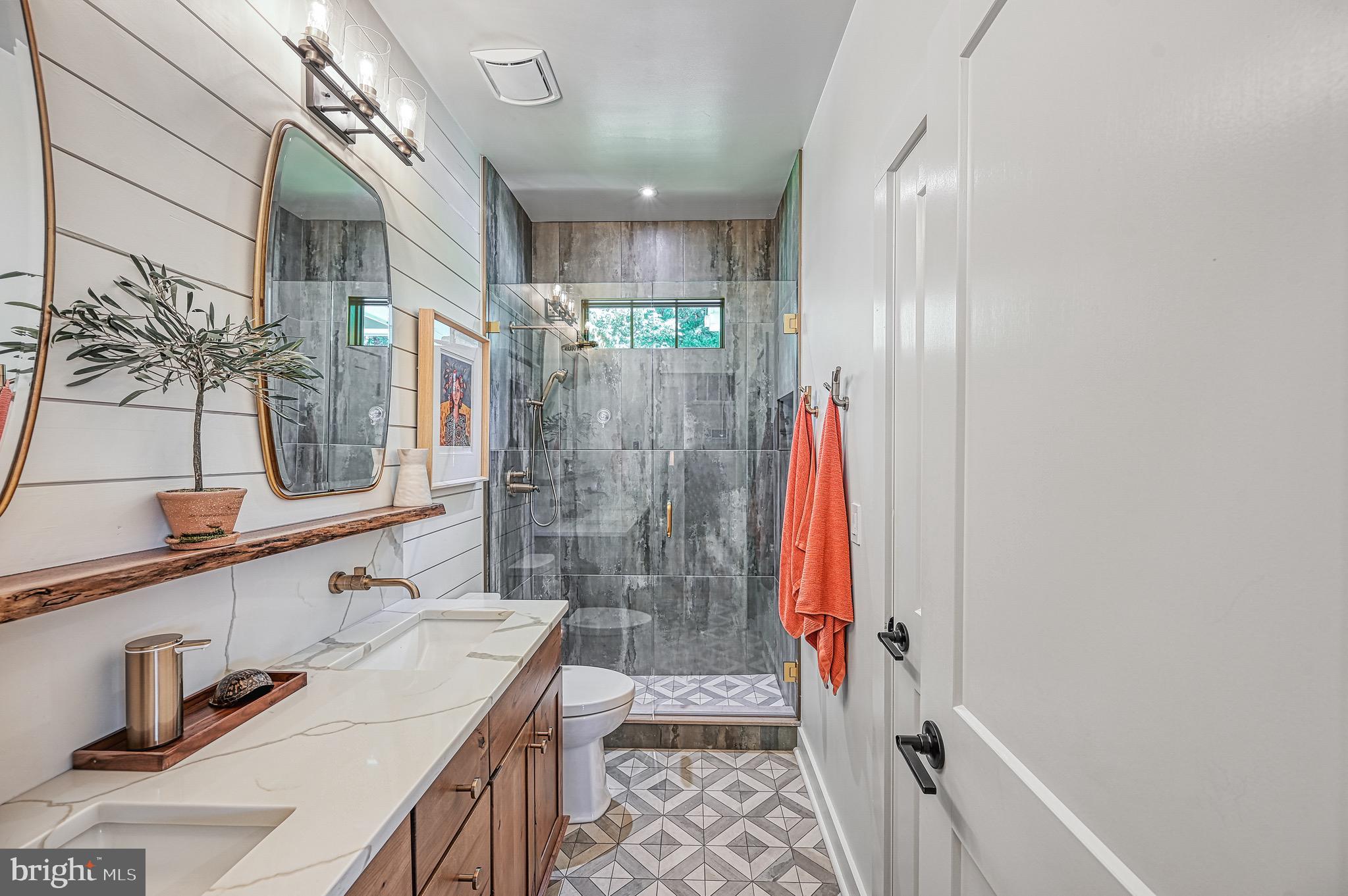 SARA SCOTT ESTATE - Residential