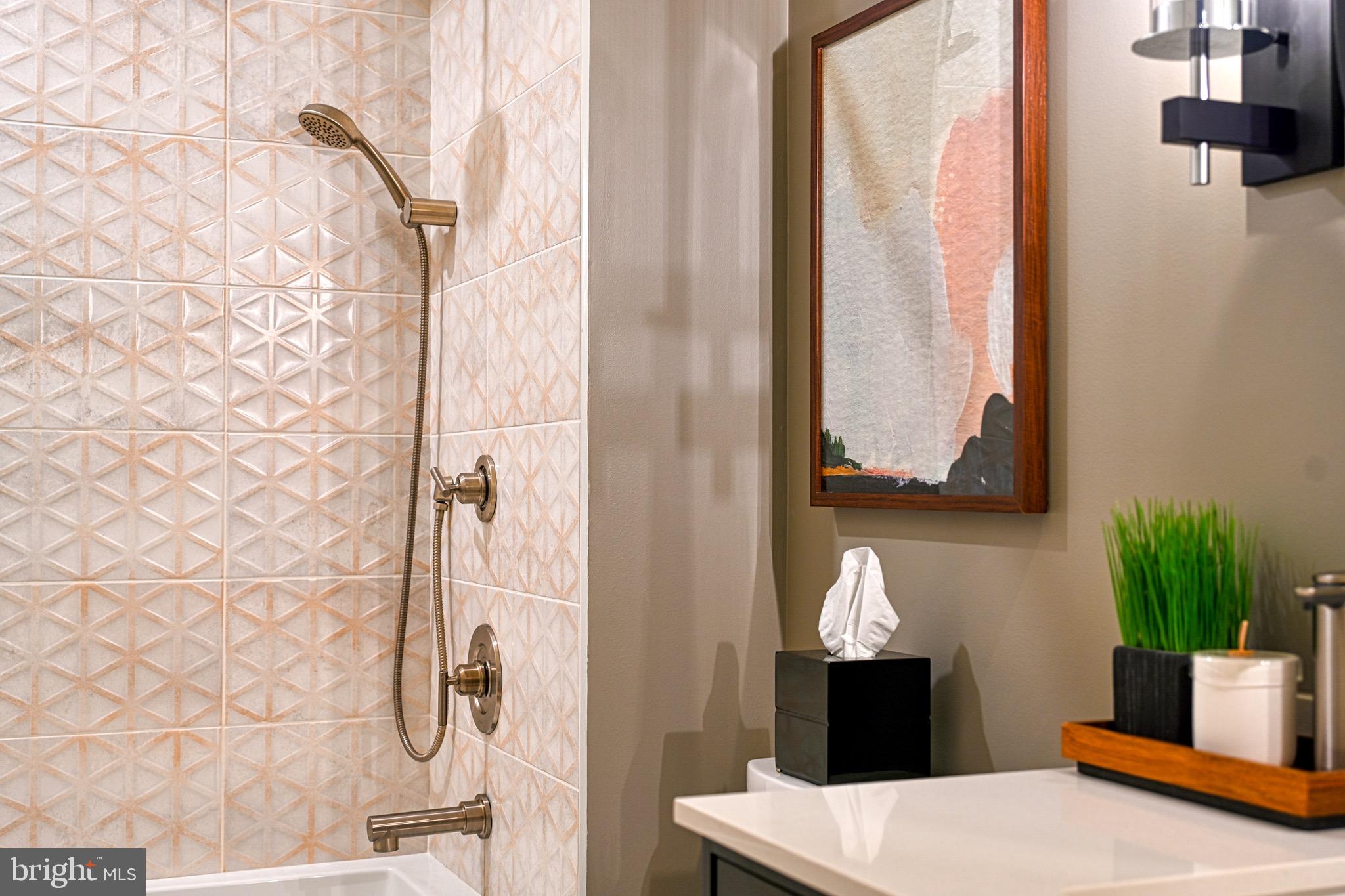 SARA SCOTT ESTATE - Residential