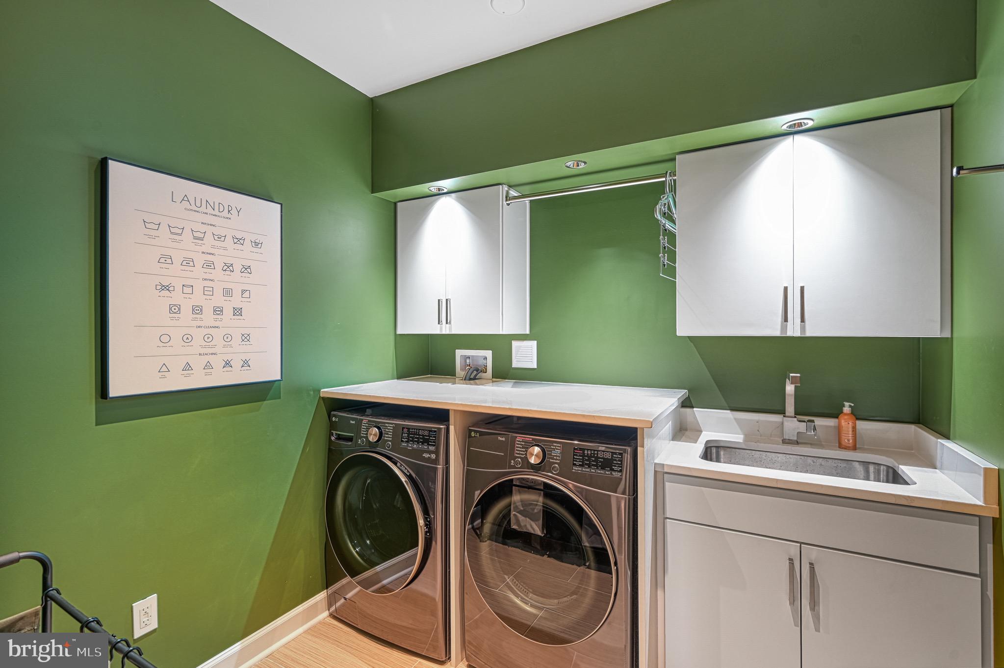 SARA SCOTT ESTATE - Residential