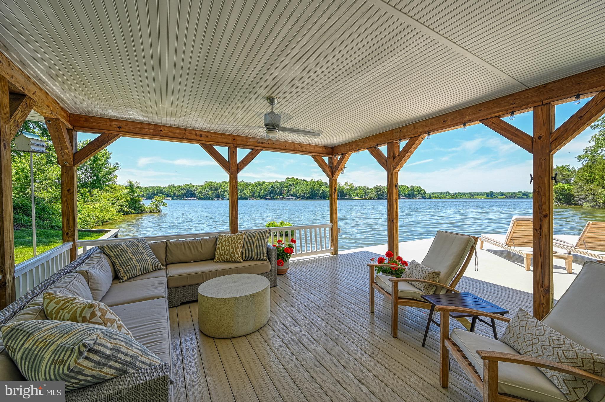 SARA SCOTT ESTATE - Residential