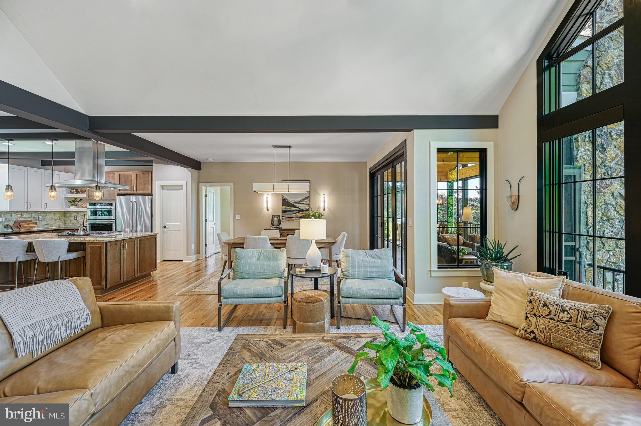 SARA SCOTT ESTATE - Residential