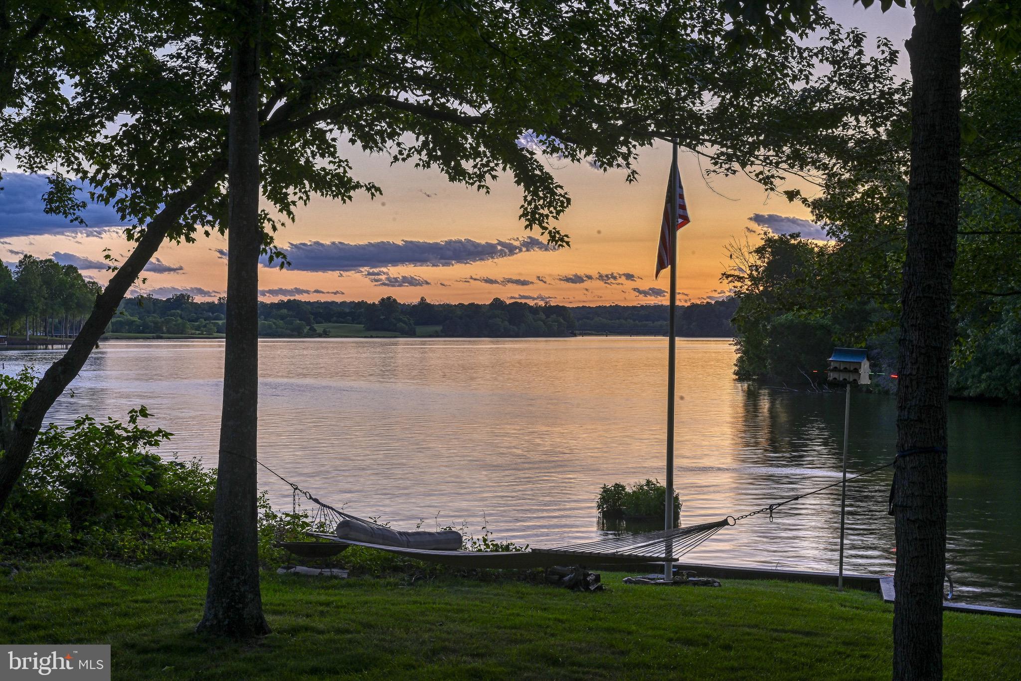 SARA SCOTT ESTATE - Residential