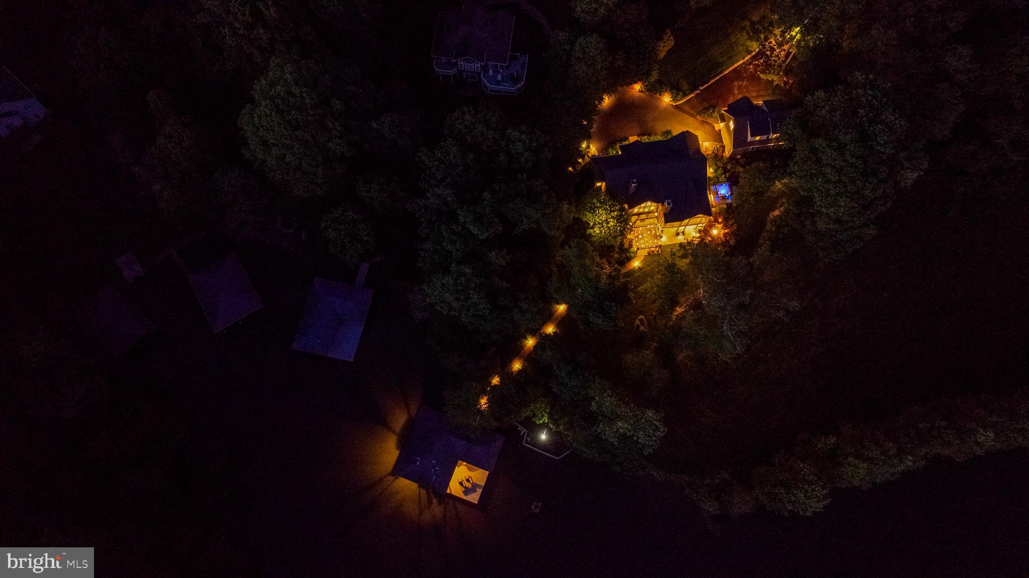 SARA SCOTT ESTATE - Residential