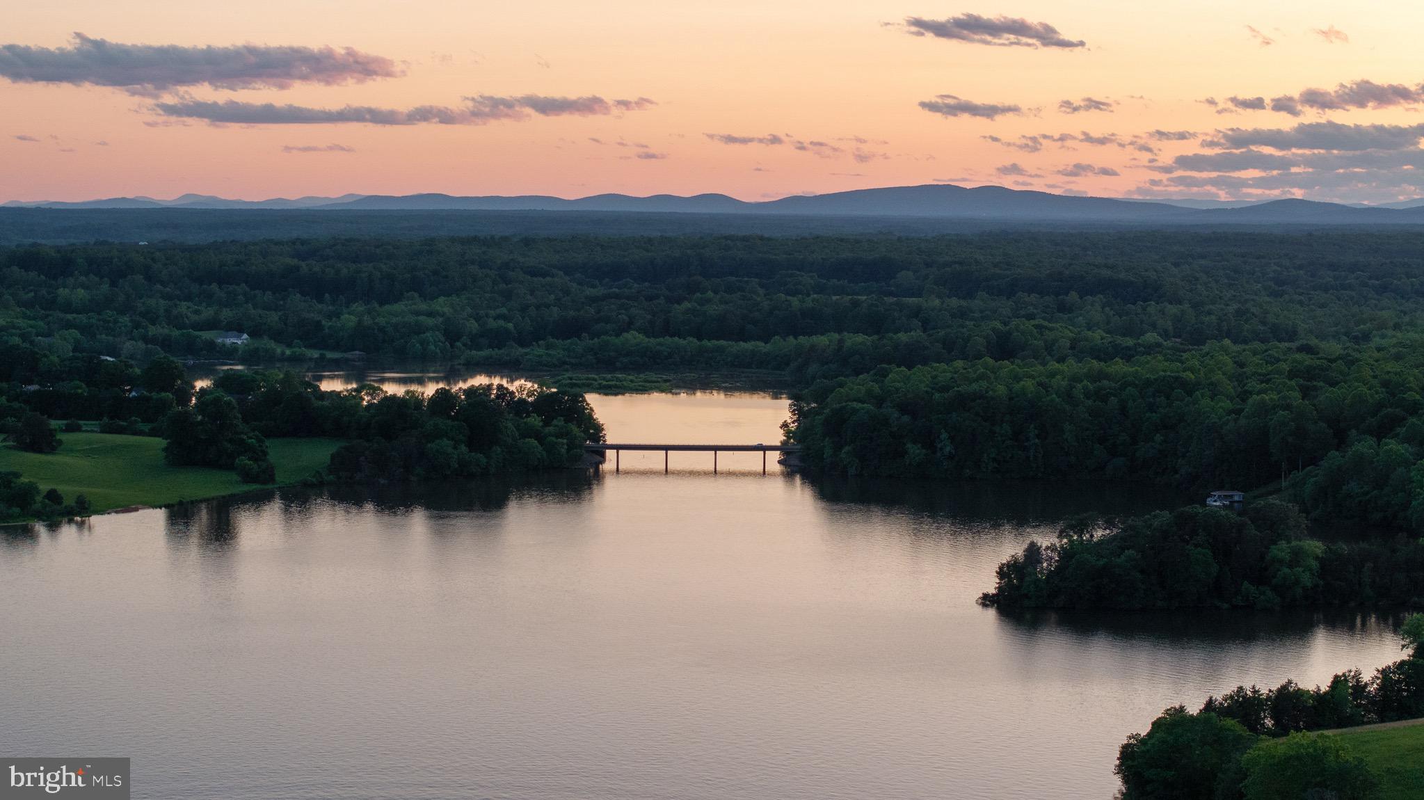 SARA SCOTT ESTATE - Residential