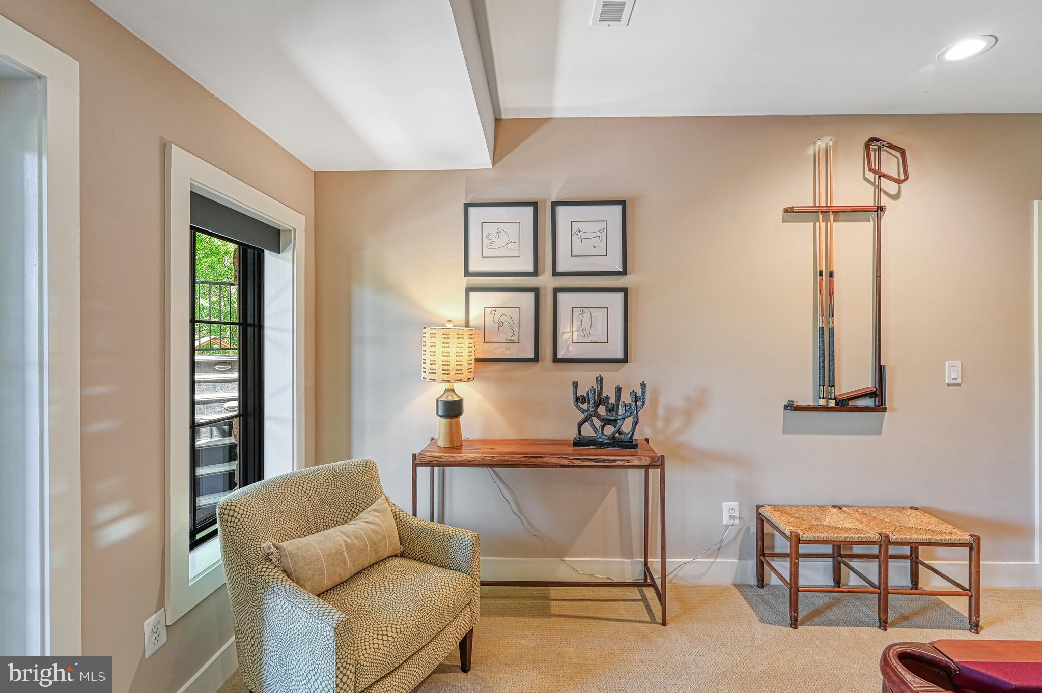 SARA SCOTT ESTATE - Residential