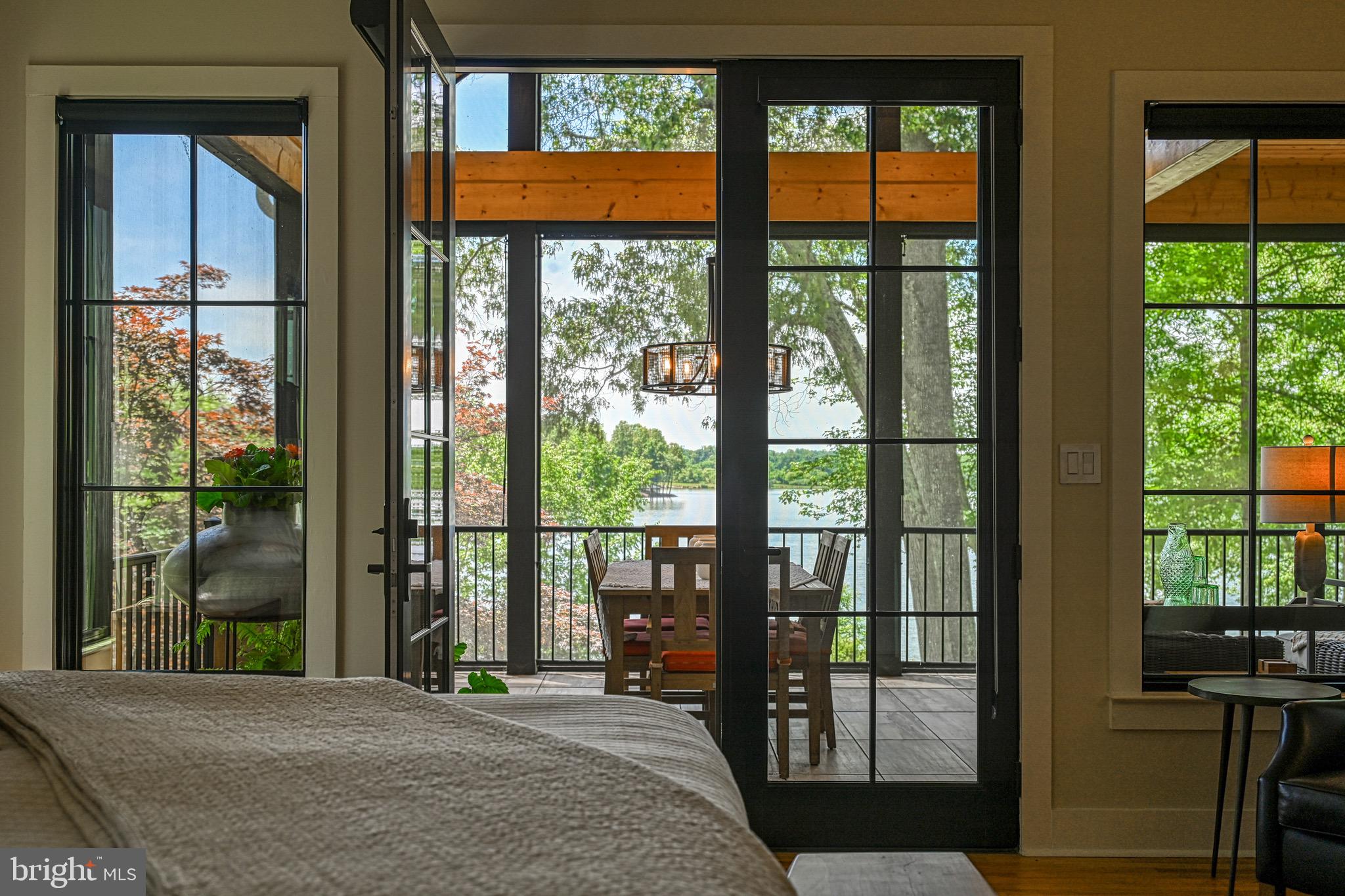 SARA SCOTT ESTATE - Residential