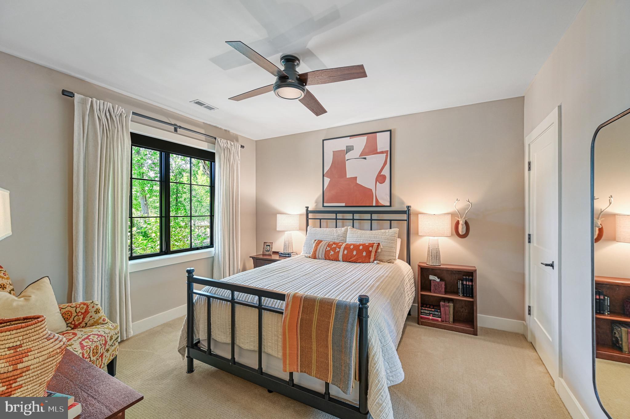 SARA SCOTT ESTATE - Residential