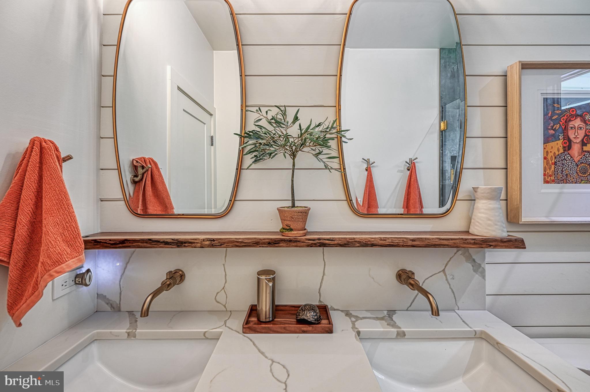 SARA SCOTT ESTATE - Residential