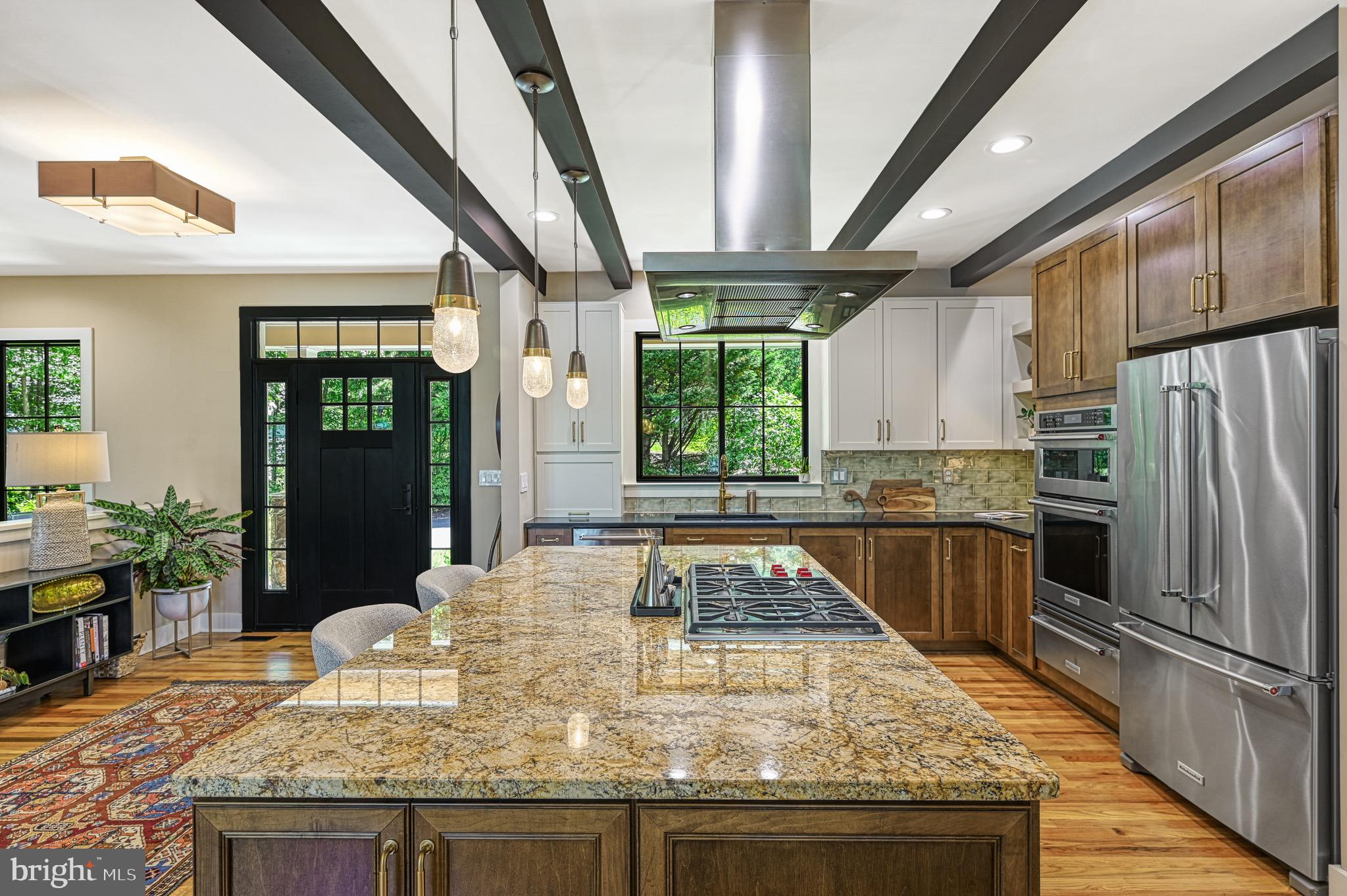 SARA SCOTT ESTATE - Residential