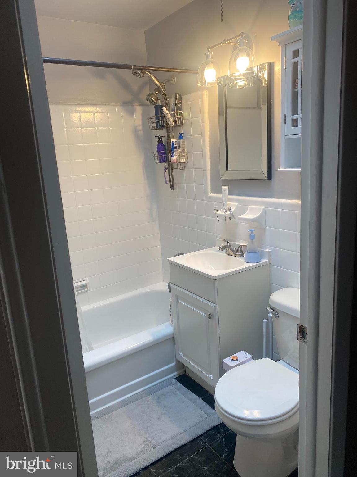 ROXBOROUGH - Residential