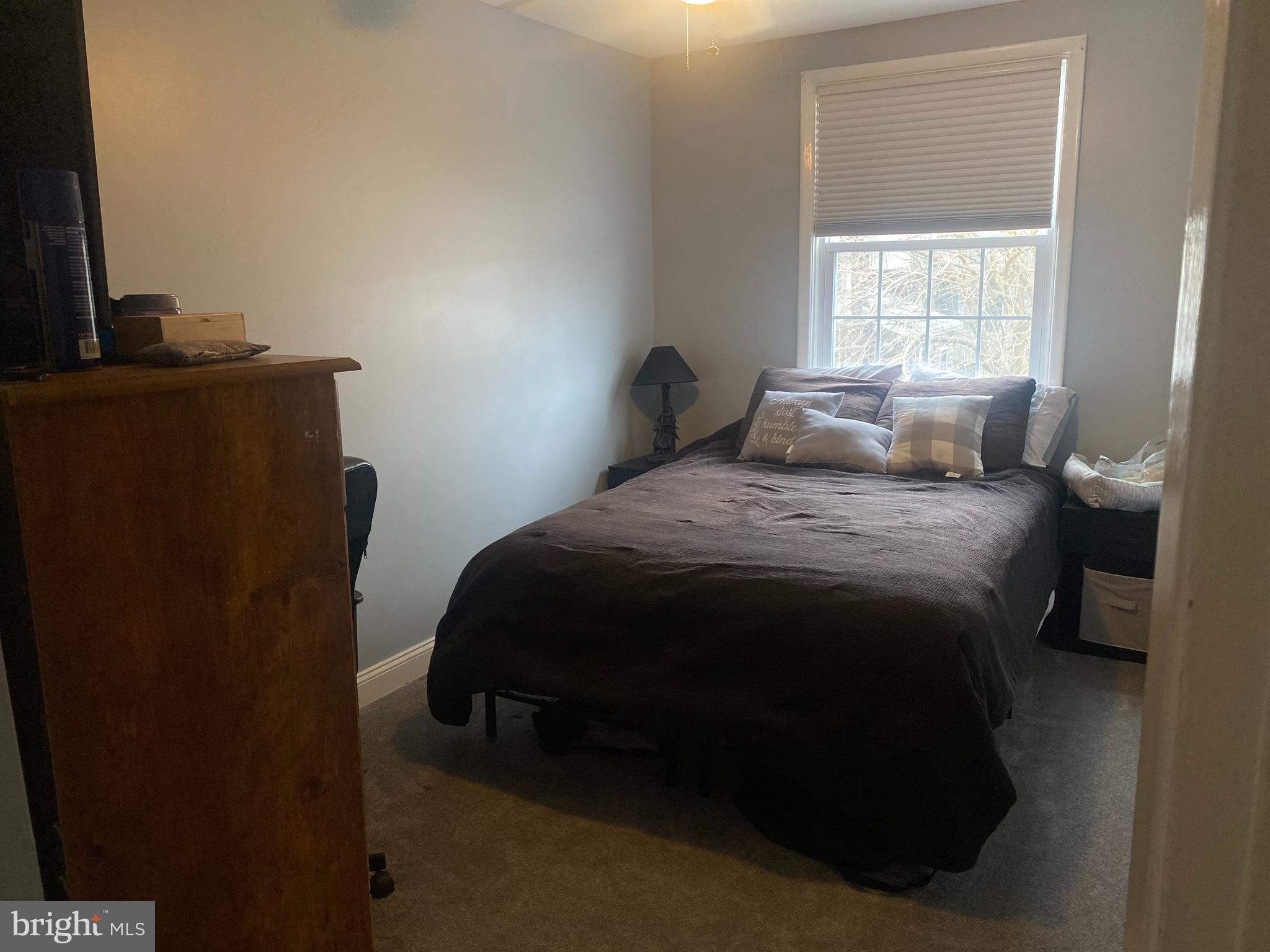 ROXBOROUGH - Residential