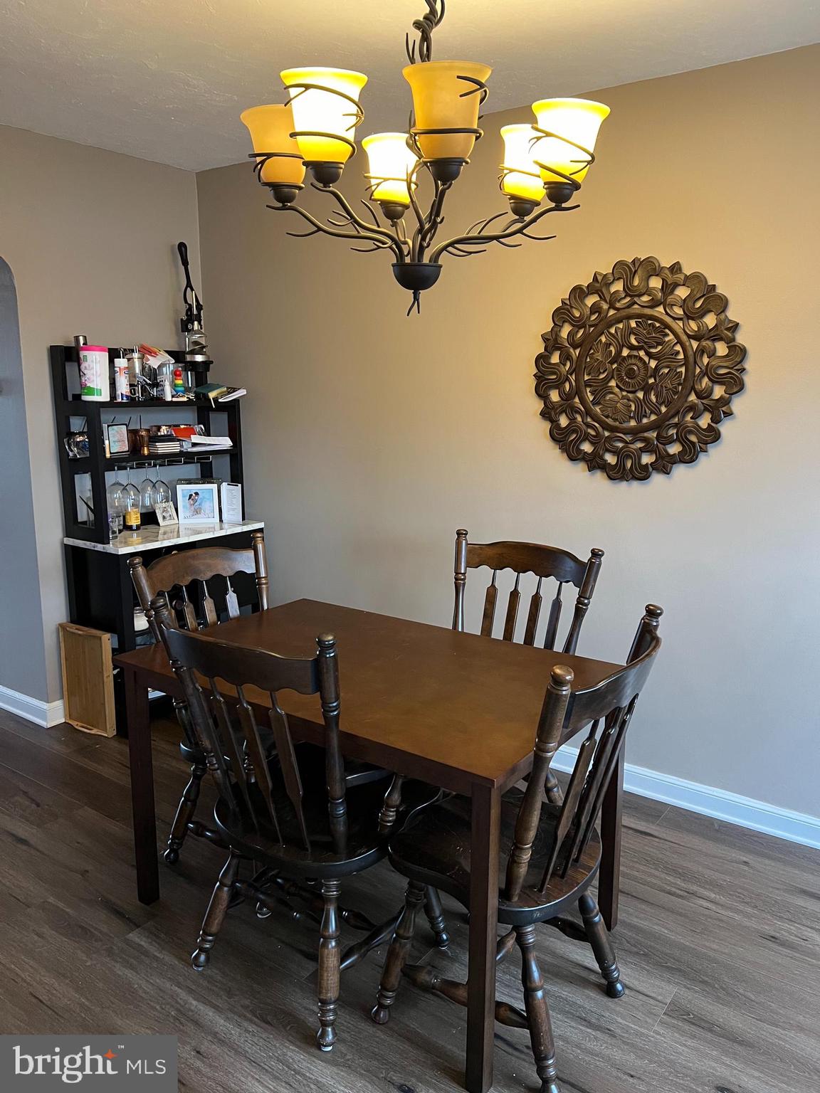 ROXBOROUGH - Residential