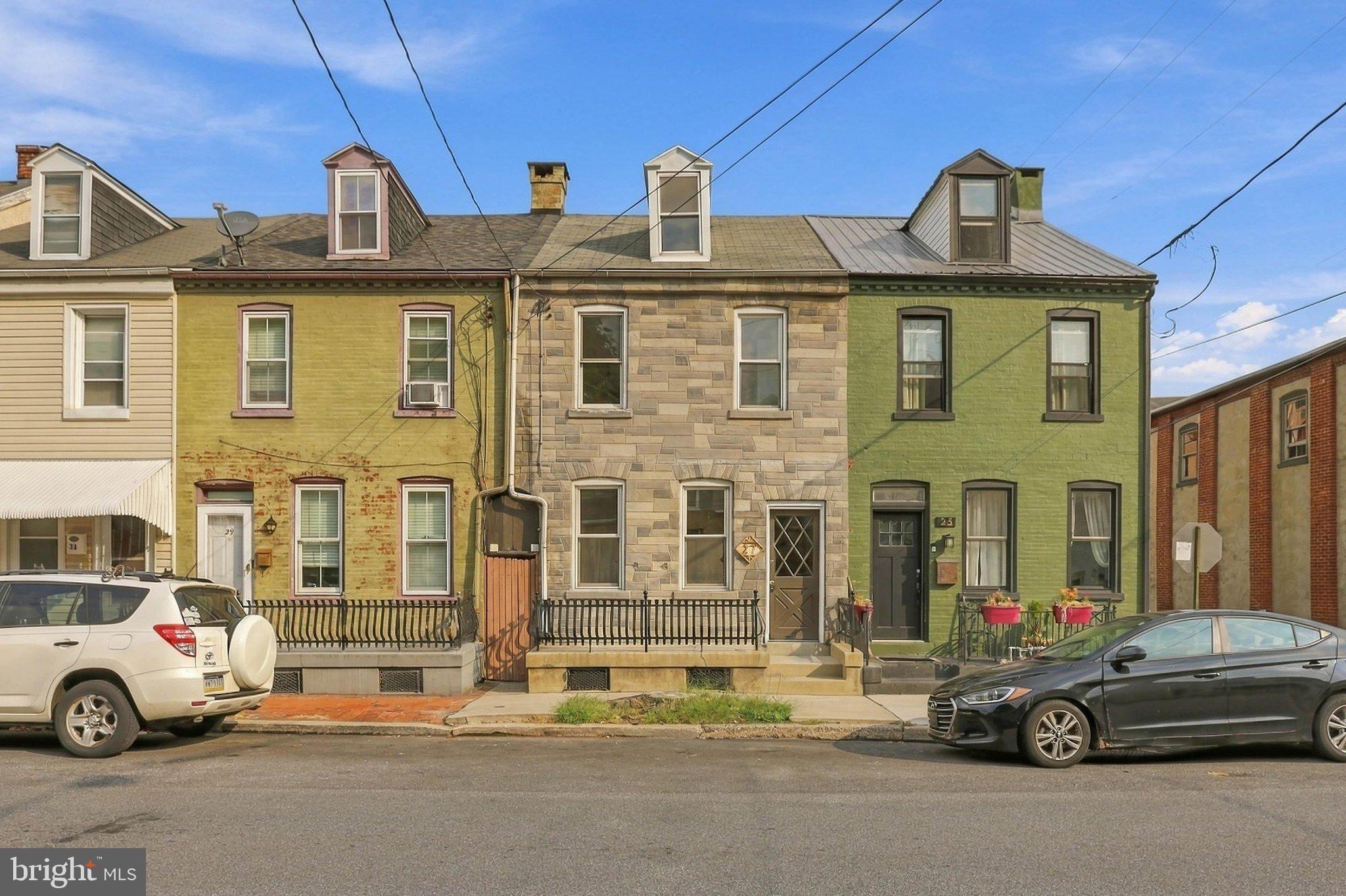 27 W NEW STREET