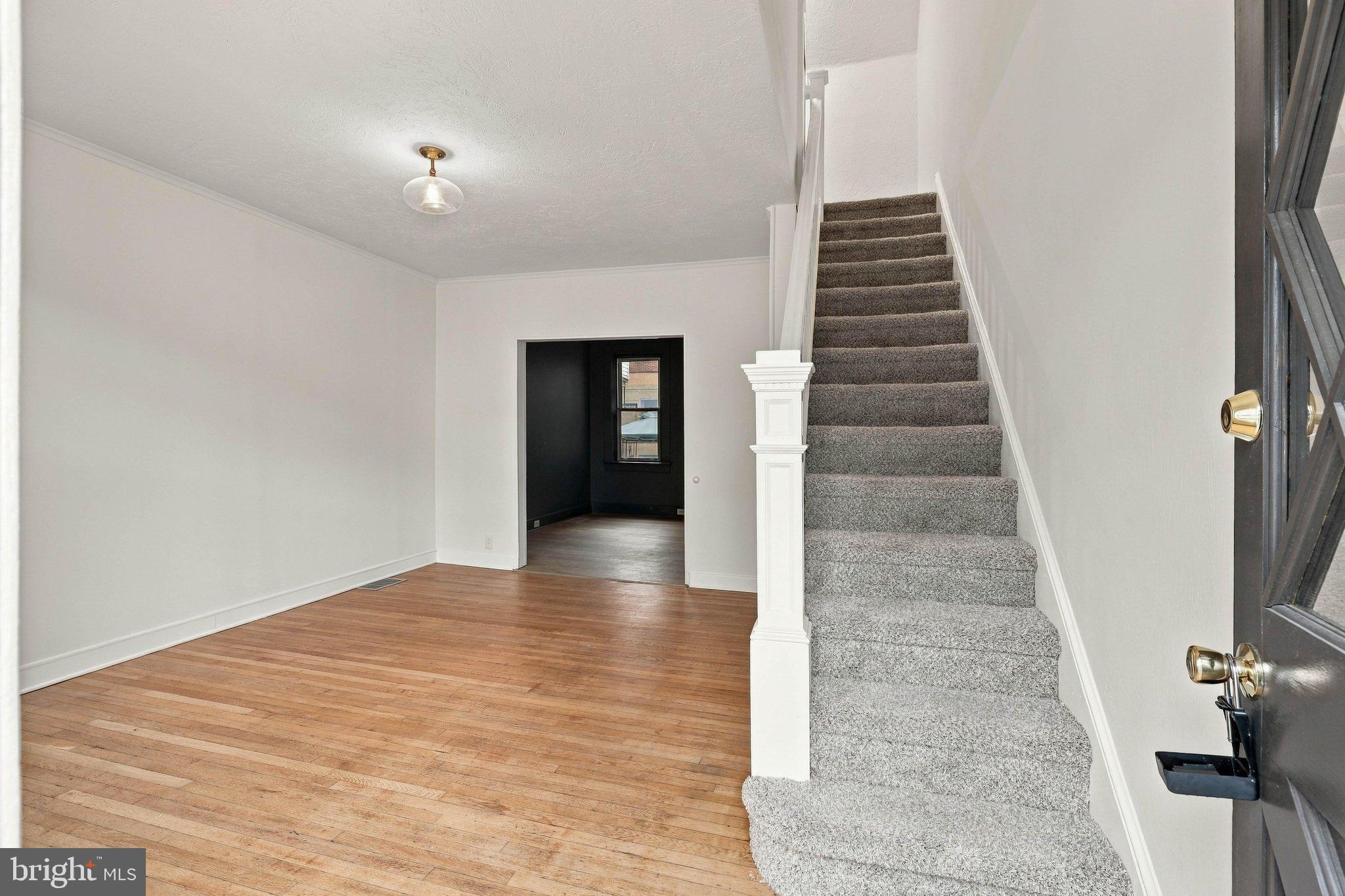 27 W NEW STREET