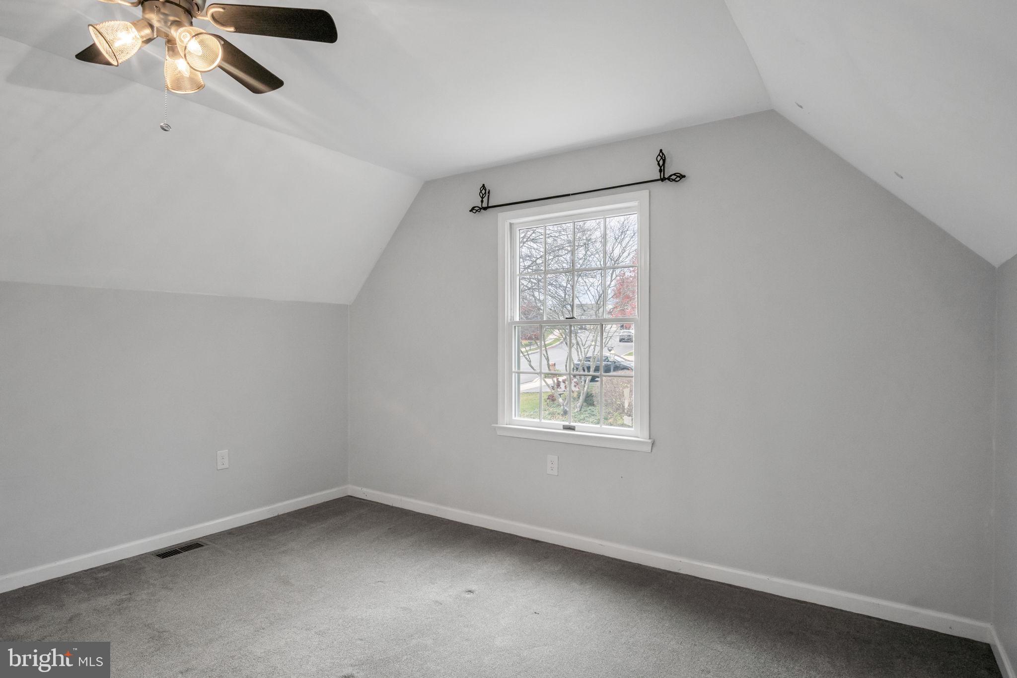 BOWMANS HILL - Residential