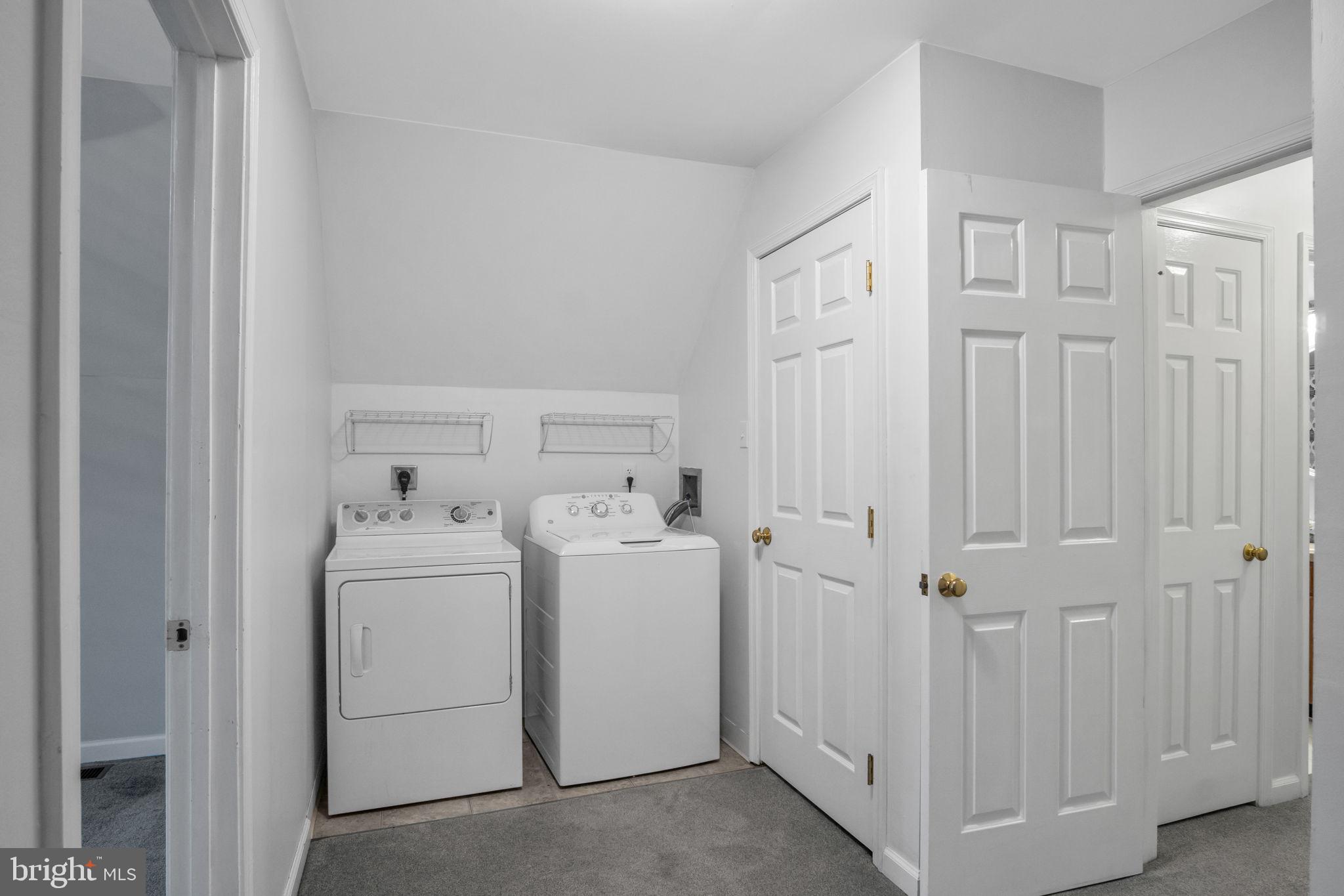 BOWMANS HILL - Residential