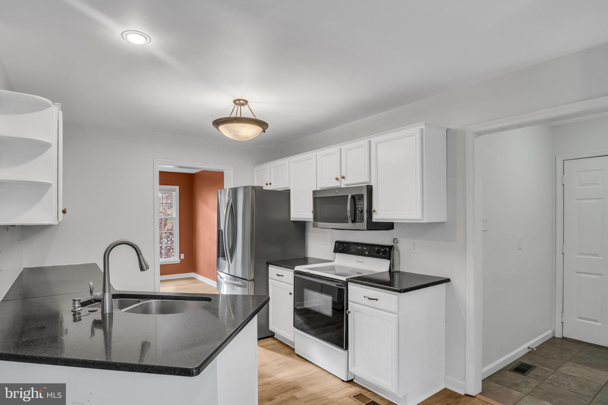 BOWMANS HILL - Residential