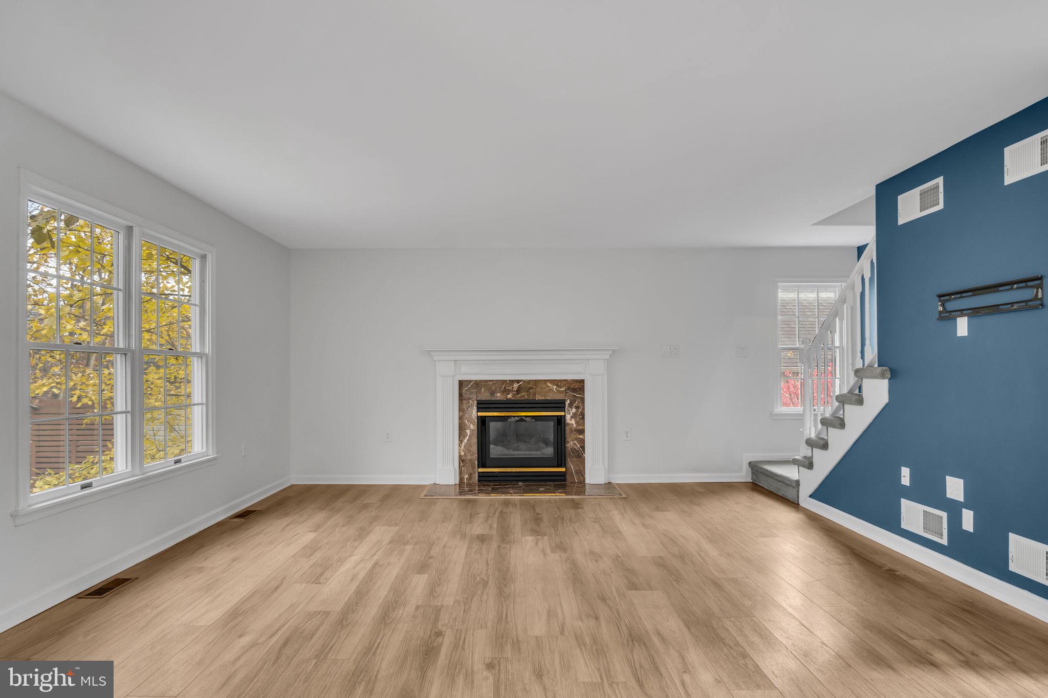 BOWMANS HILL - Residential