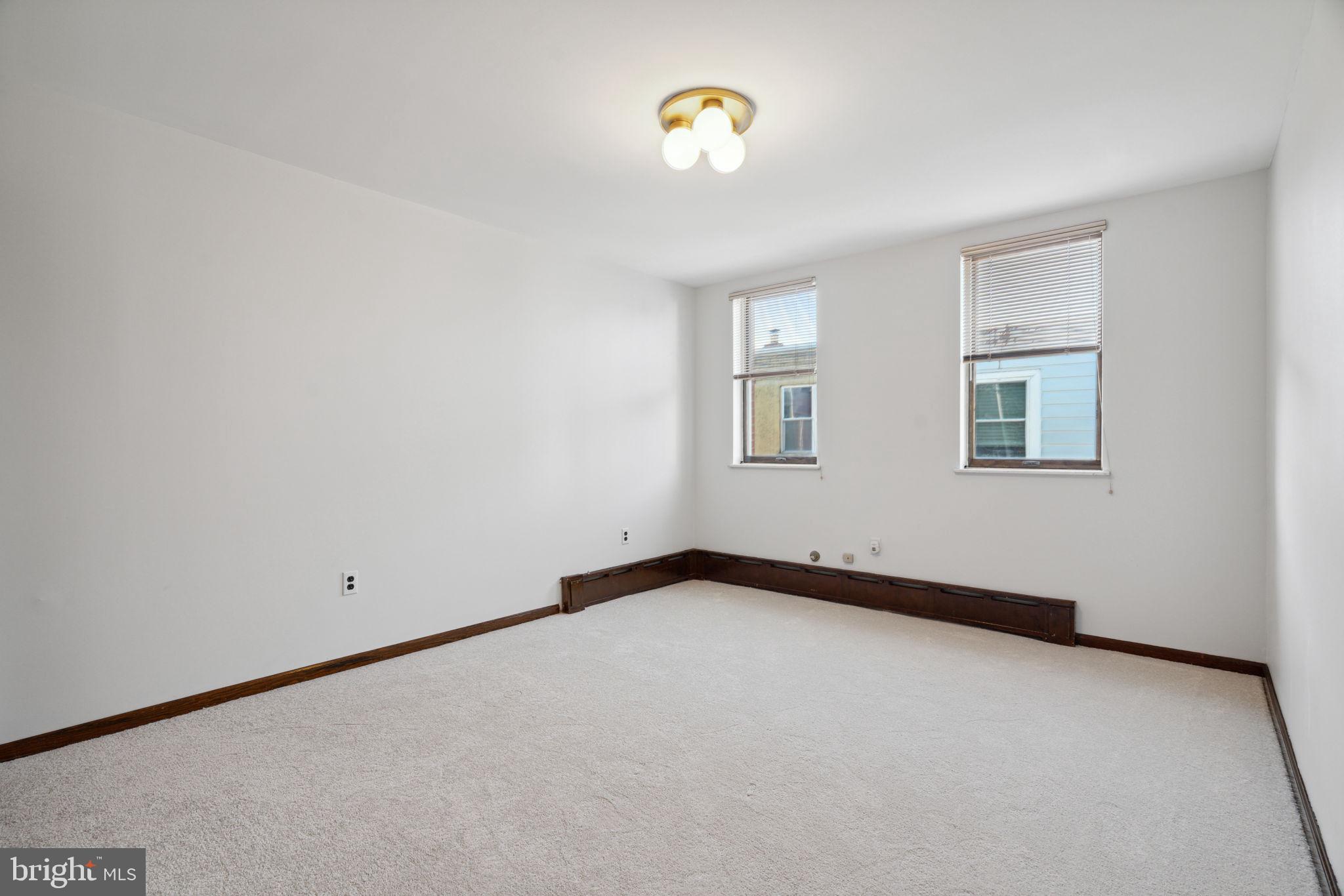 GIRARD ESTATES - Residential