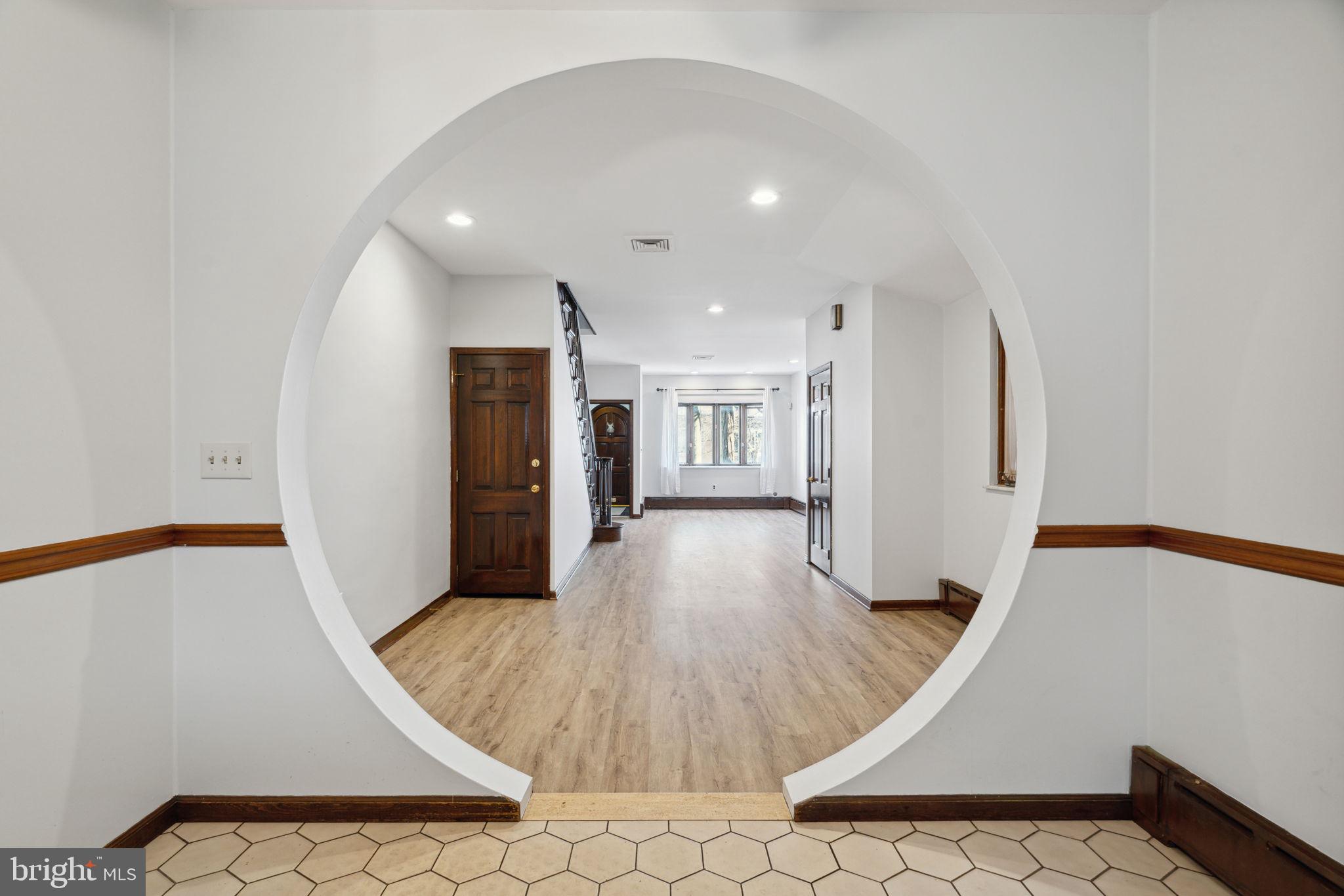 GIRARD ESTATES - Residential