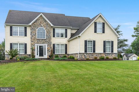 17 VALLEY BROOK ROAD BOYERTOWN PA 19512