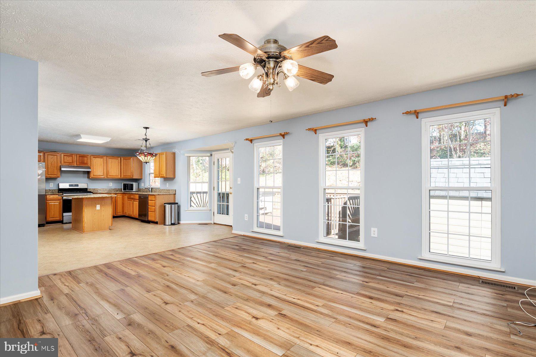 BAY VIEW ESTATES - Residential