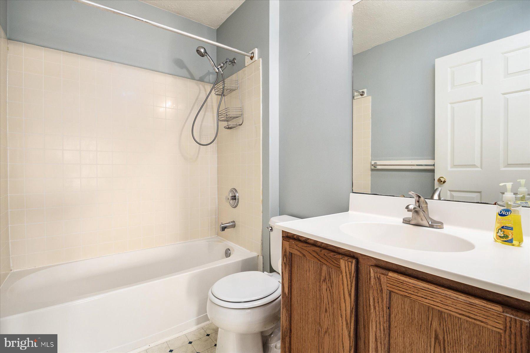 BAY VIEW ESTATES - Residential