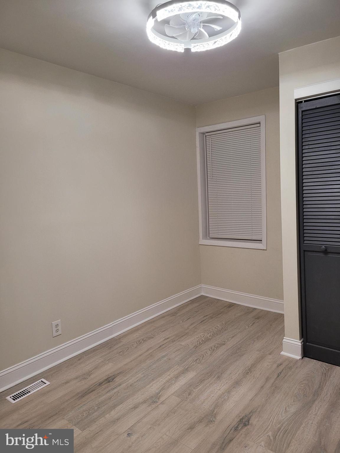 PHILADELPHIA - Residential