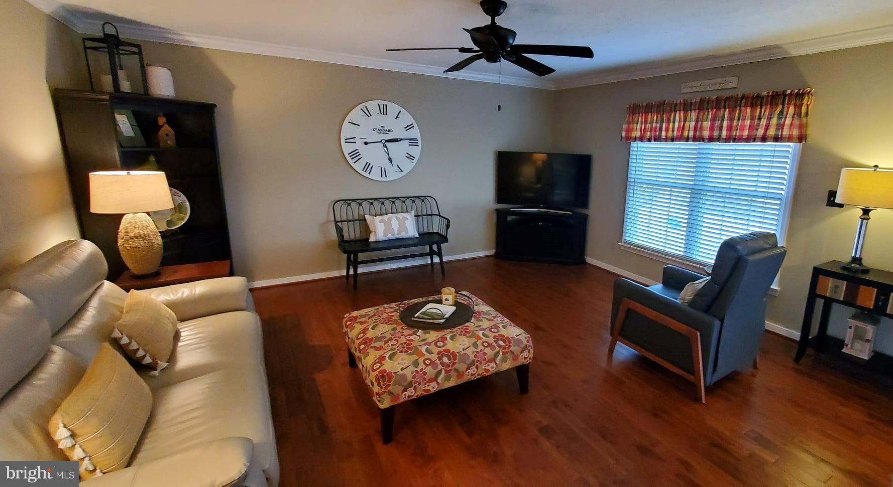 HAMPTON RIDGE - Residential