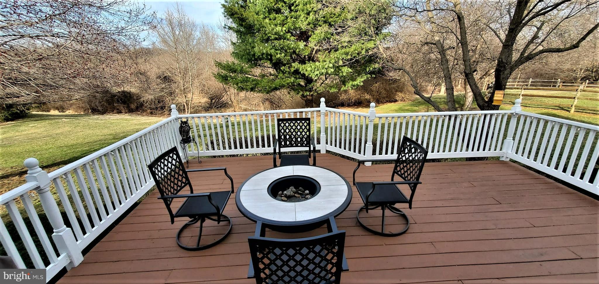 HAMPTON RIDGE - Residential