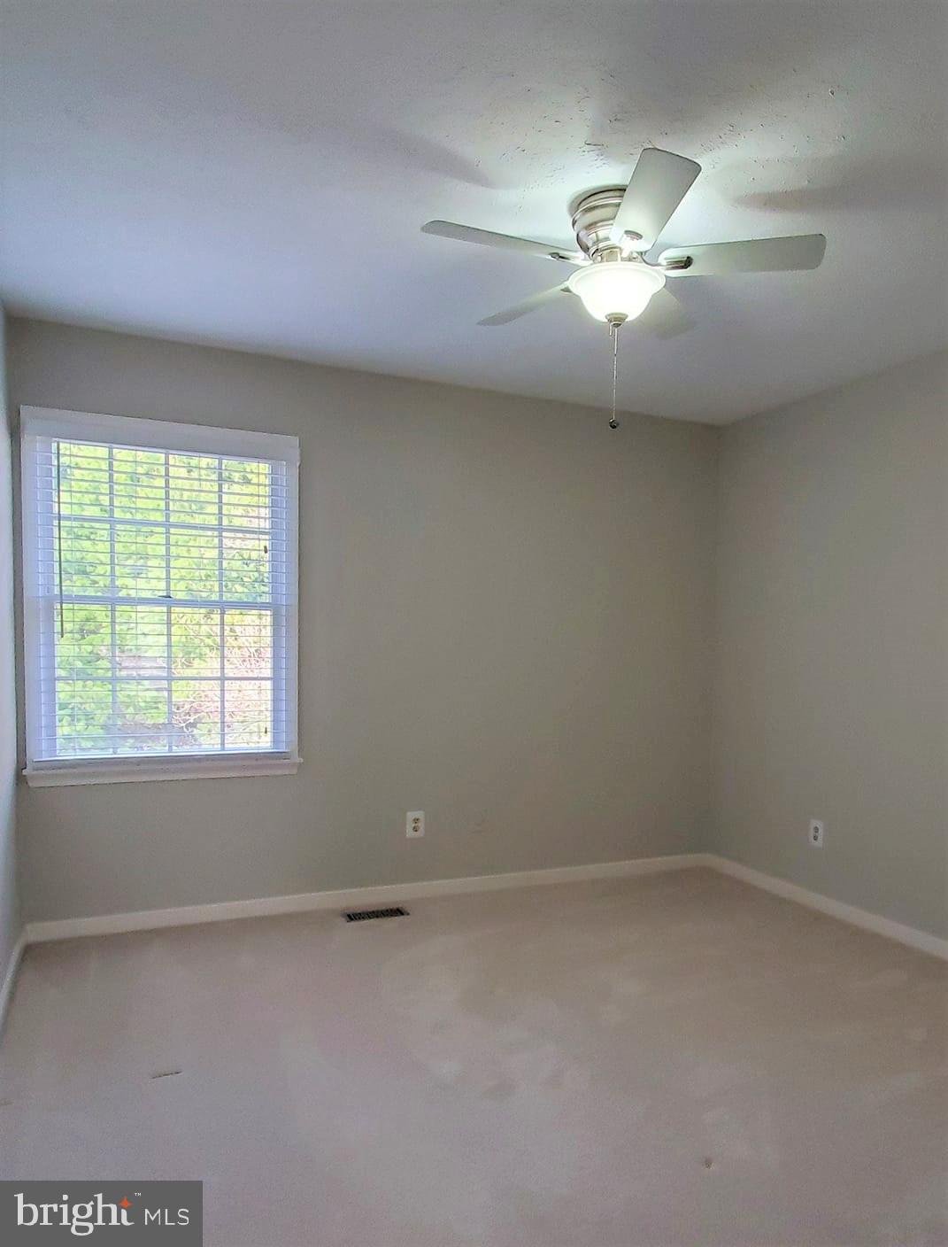 HAMPTON RIDGE - Residential