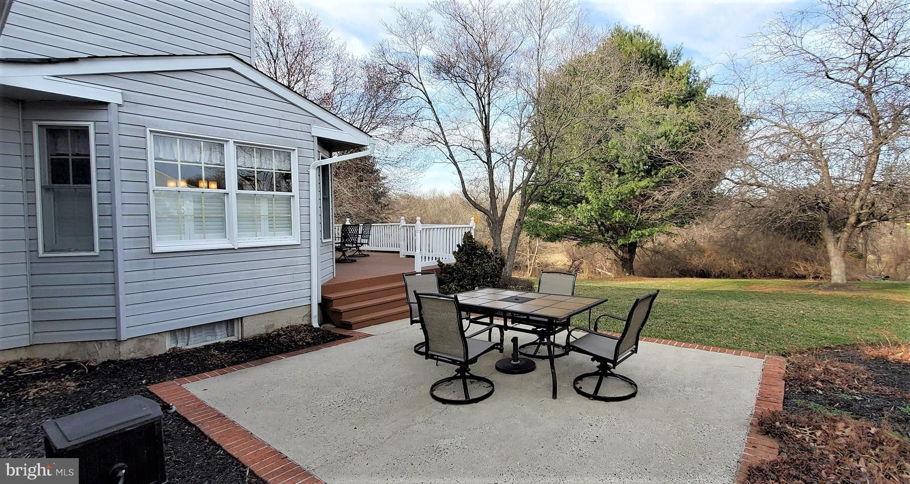 HAMPTON RIDGE - Residential