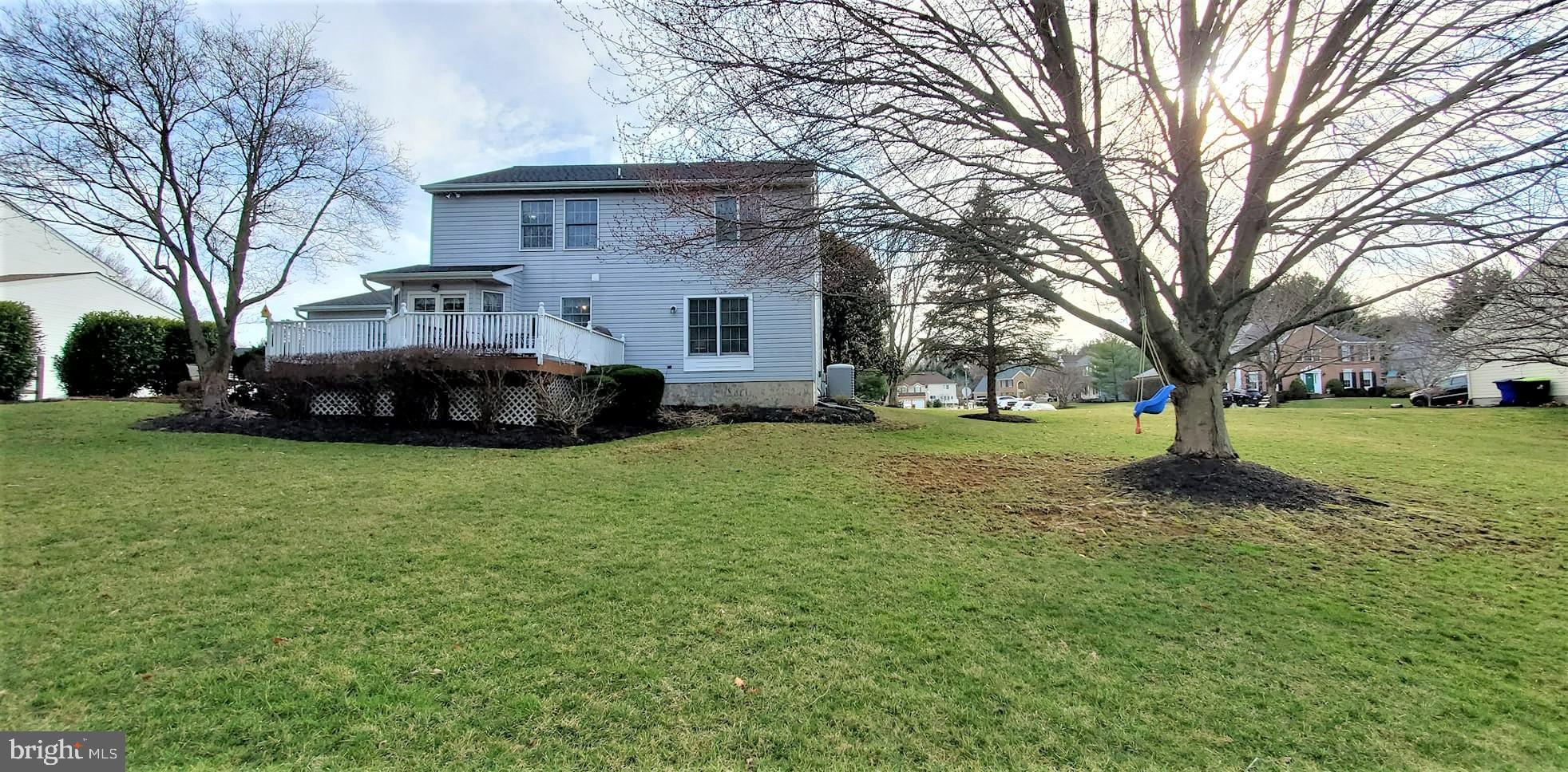 HAMPTON RIDGE - Residential