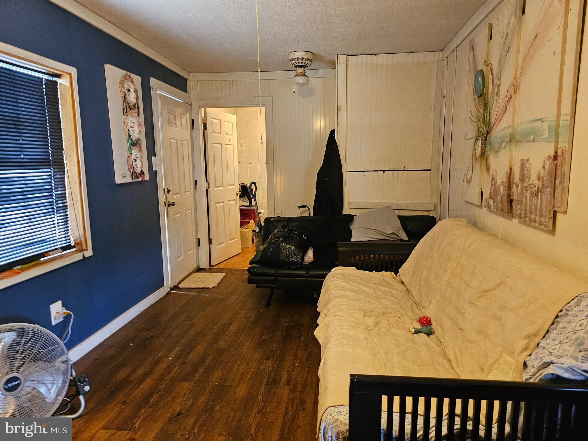 INDIAN ACRES - Residential