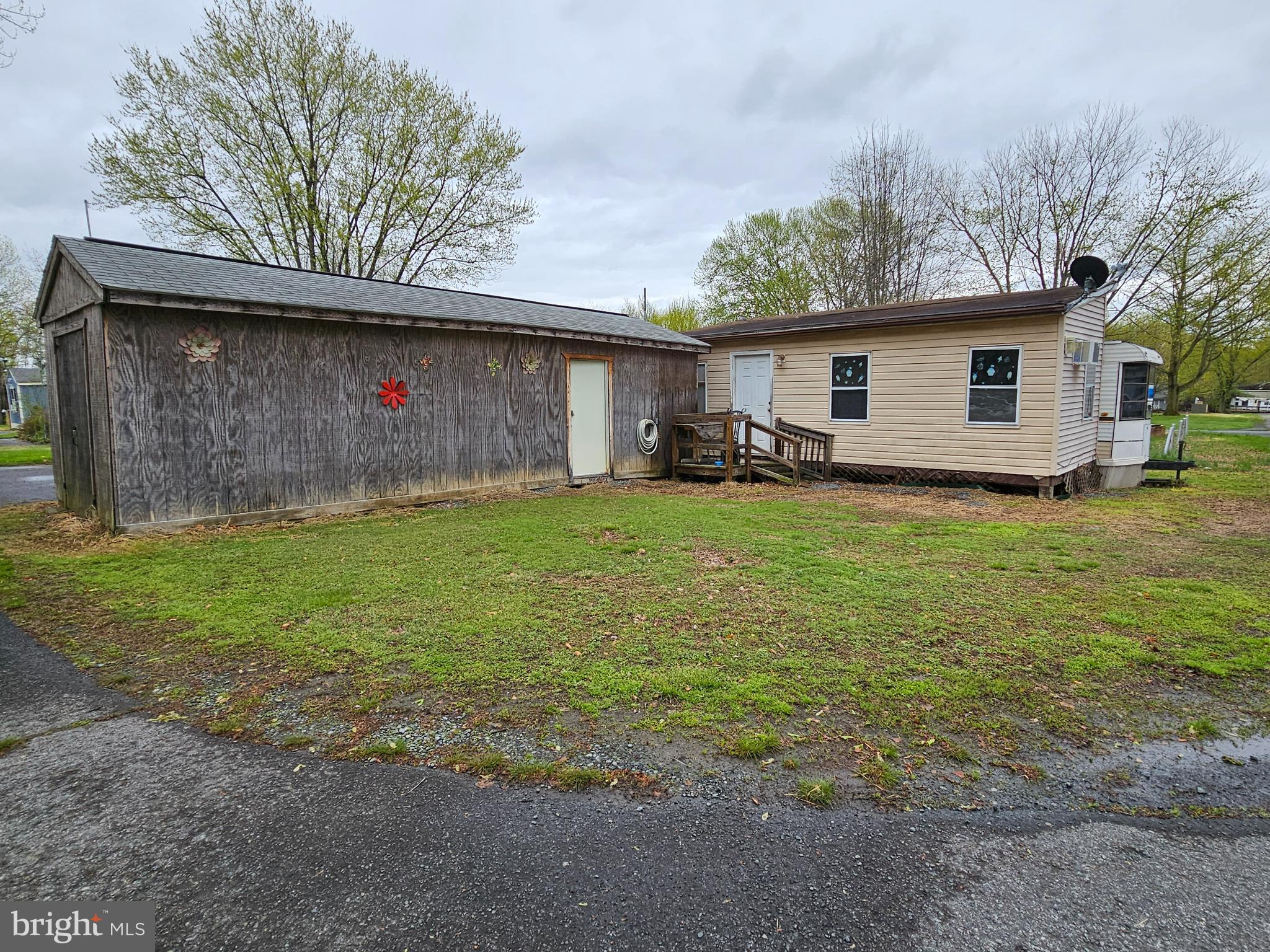 INDIAN ACRES - Residential
