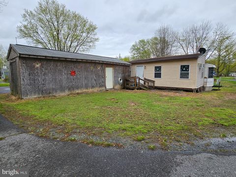 266 LAUGHING WATER LANE GLEN 3 EARLEVILLE MD 21919