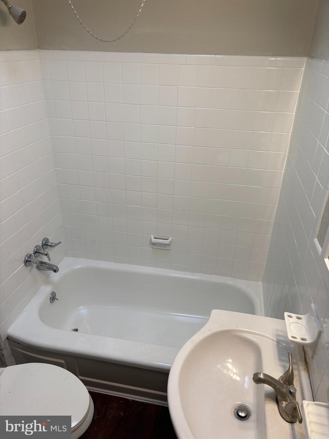 DELMAR VILLAGE - Residential Lease