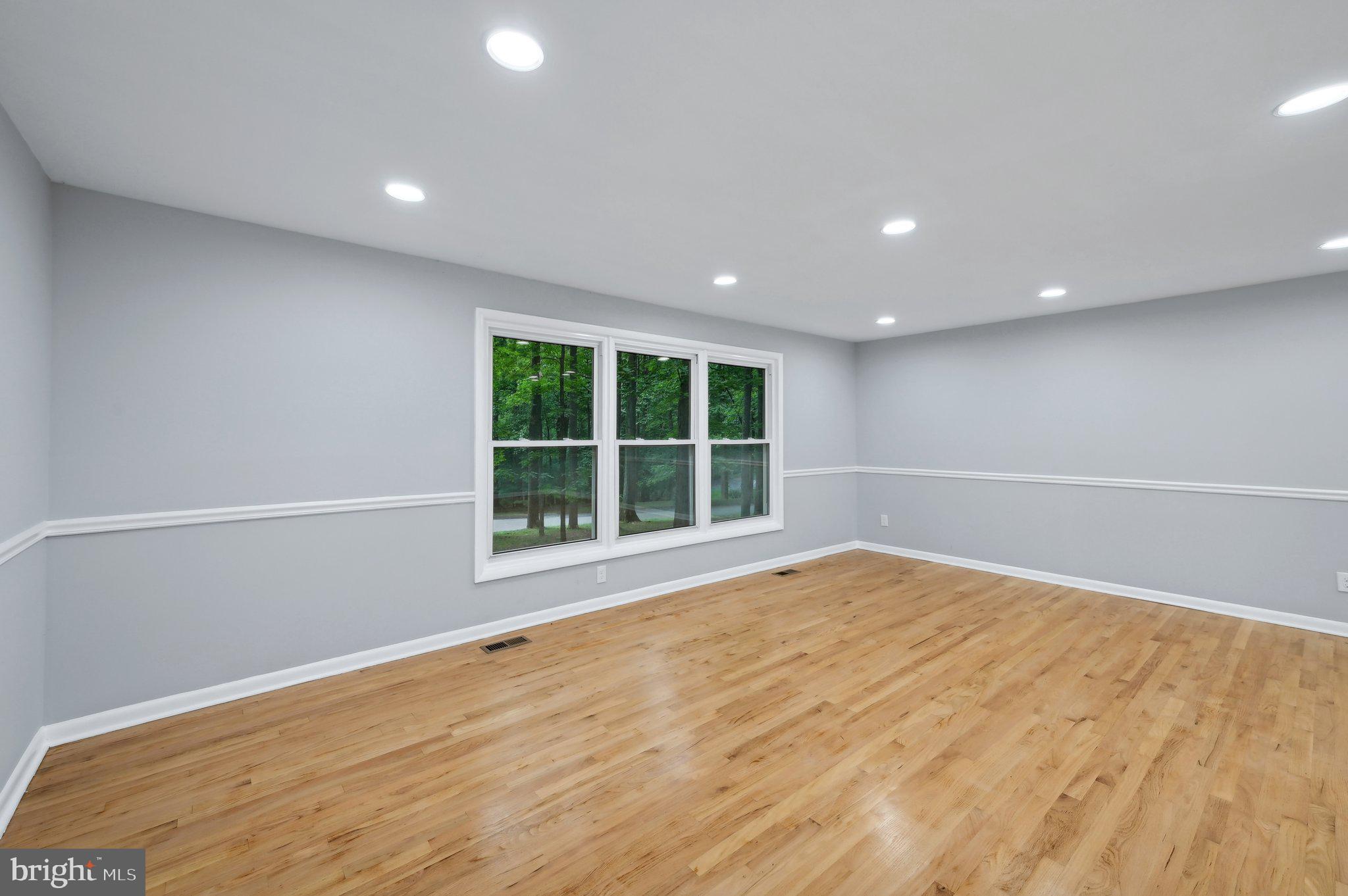 VALLEY HILLS - Residential